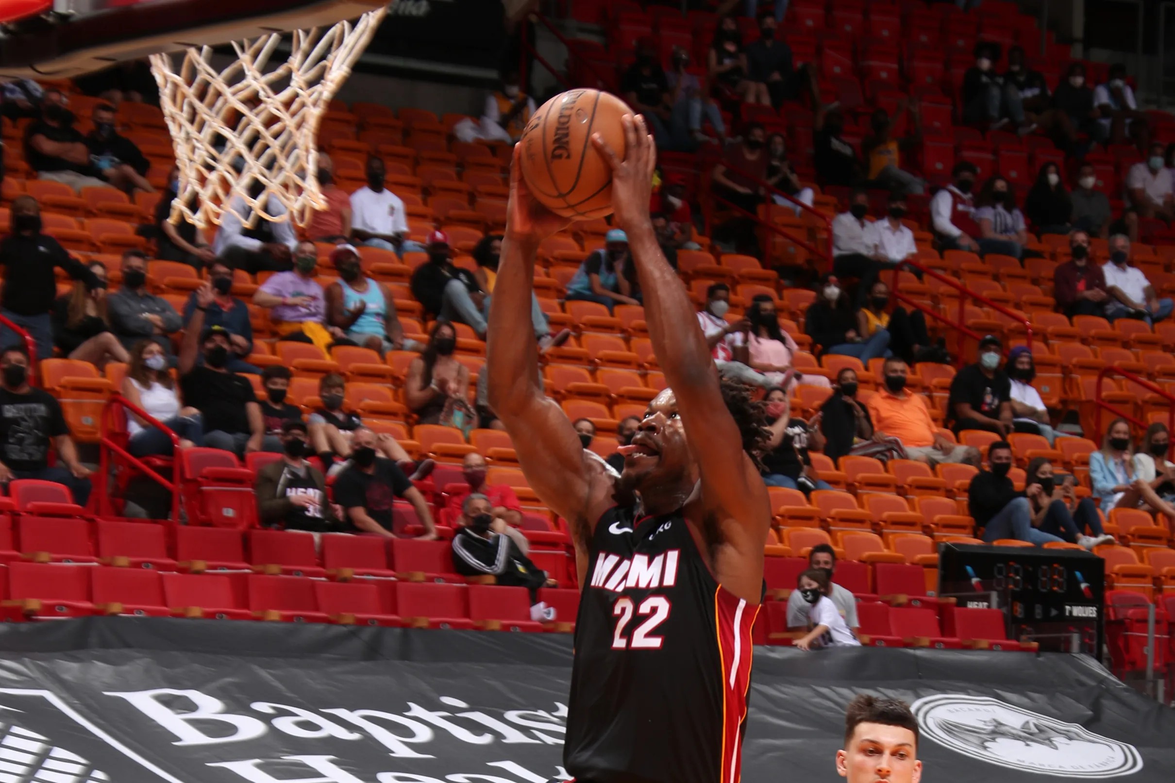 Heat defeat Wolves, grab 6th seed