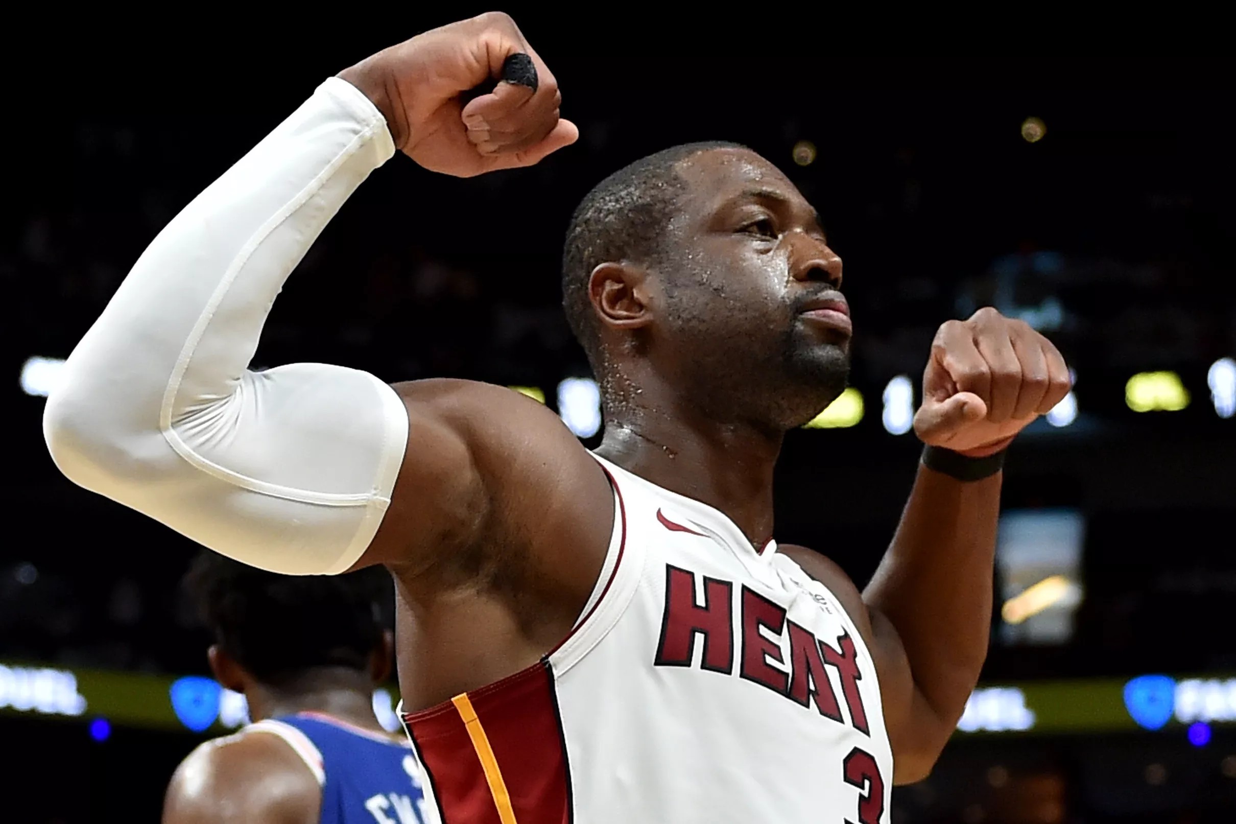 Dwyane Wade not committed for next season...yet