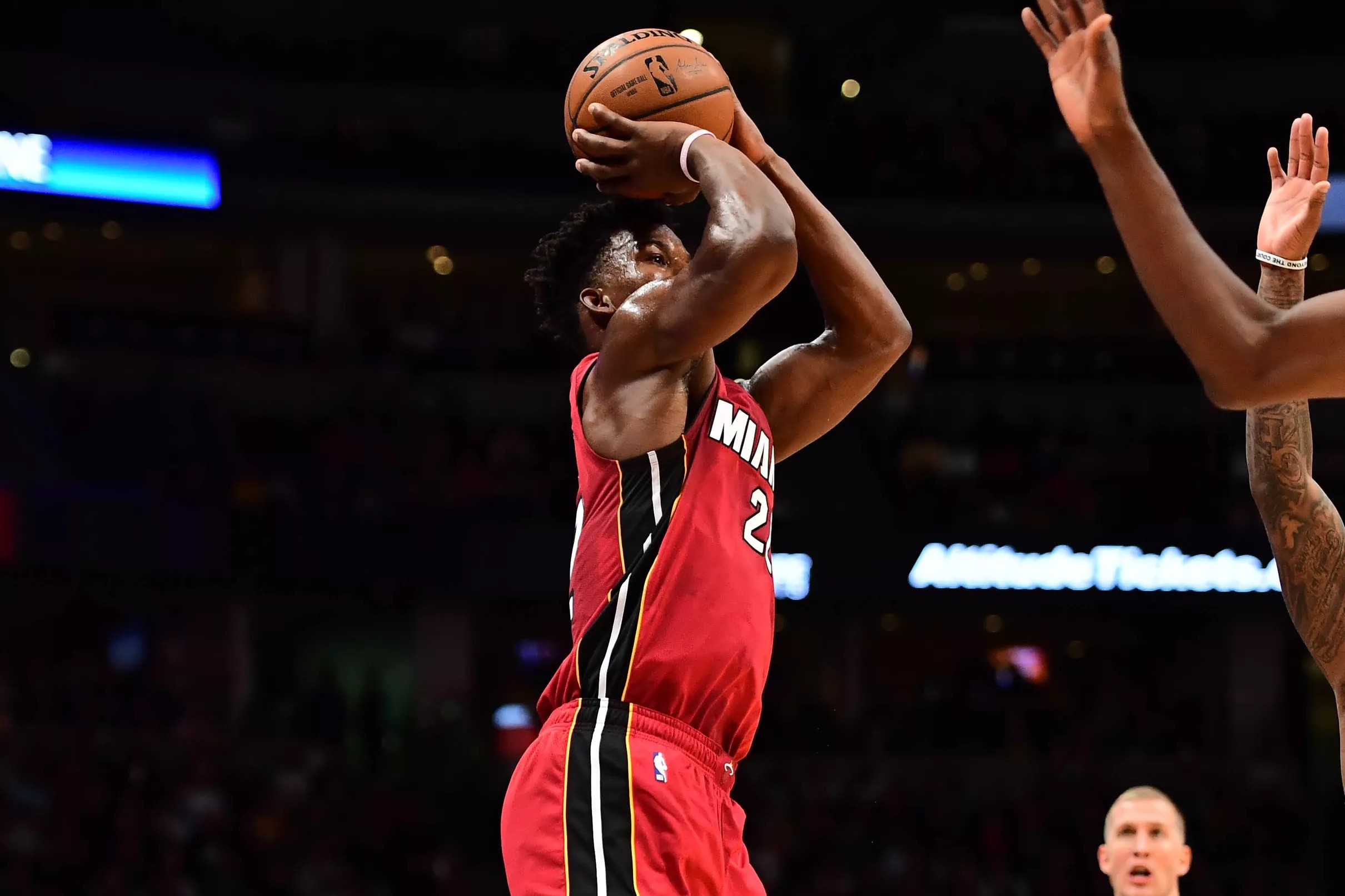 5 ways Miami Heat matches up with Phoenix Suns in a battle of 52 teams