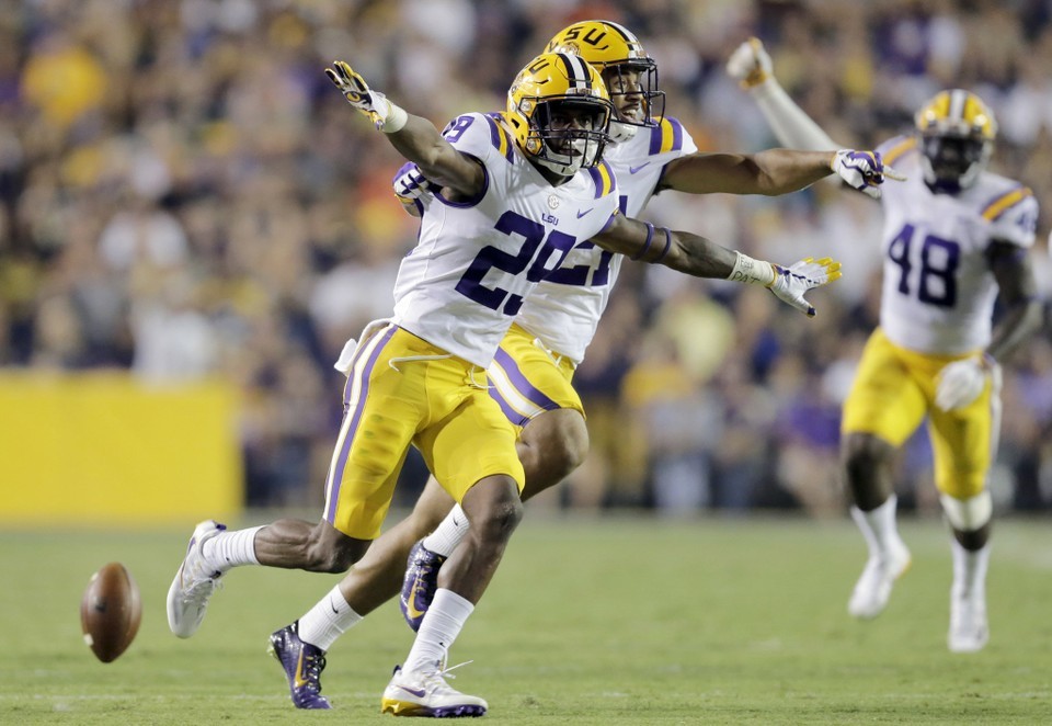Peterson's LSU is loose, Saints rookies, and more Sports