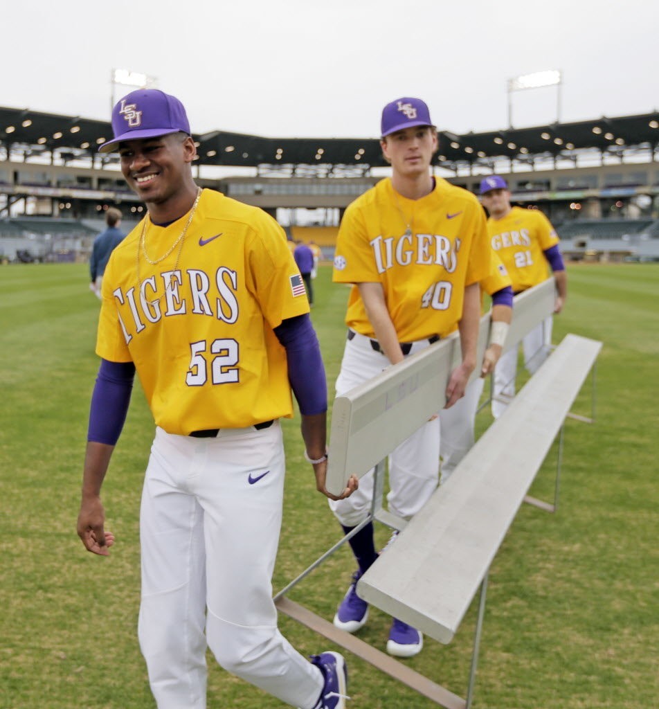 LSU's Ma'Khail Hilliard named SEC Baseball coFreshman of the Week