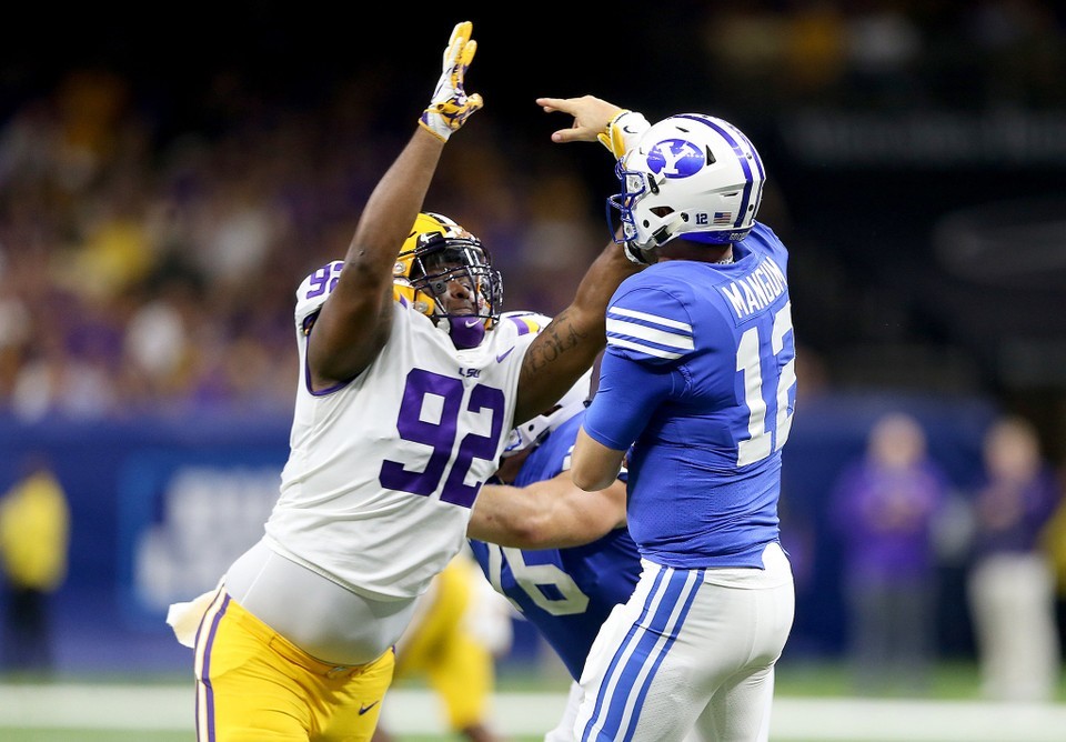 'More Mature' Neil Farrell Looking To Emerge For LSU Football