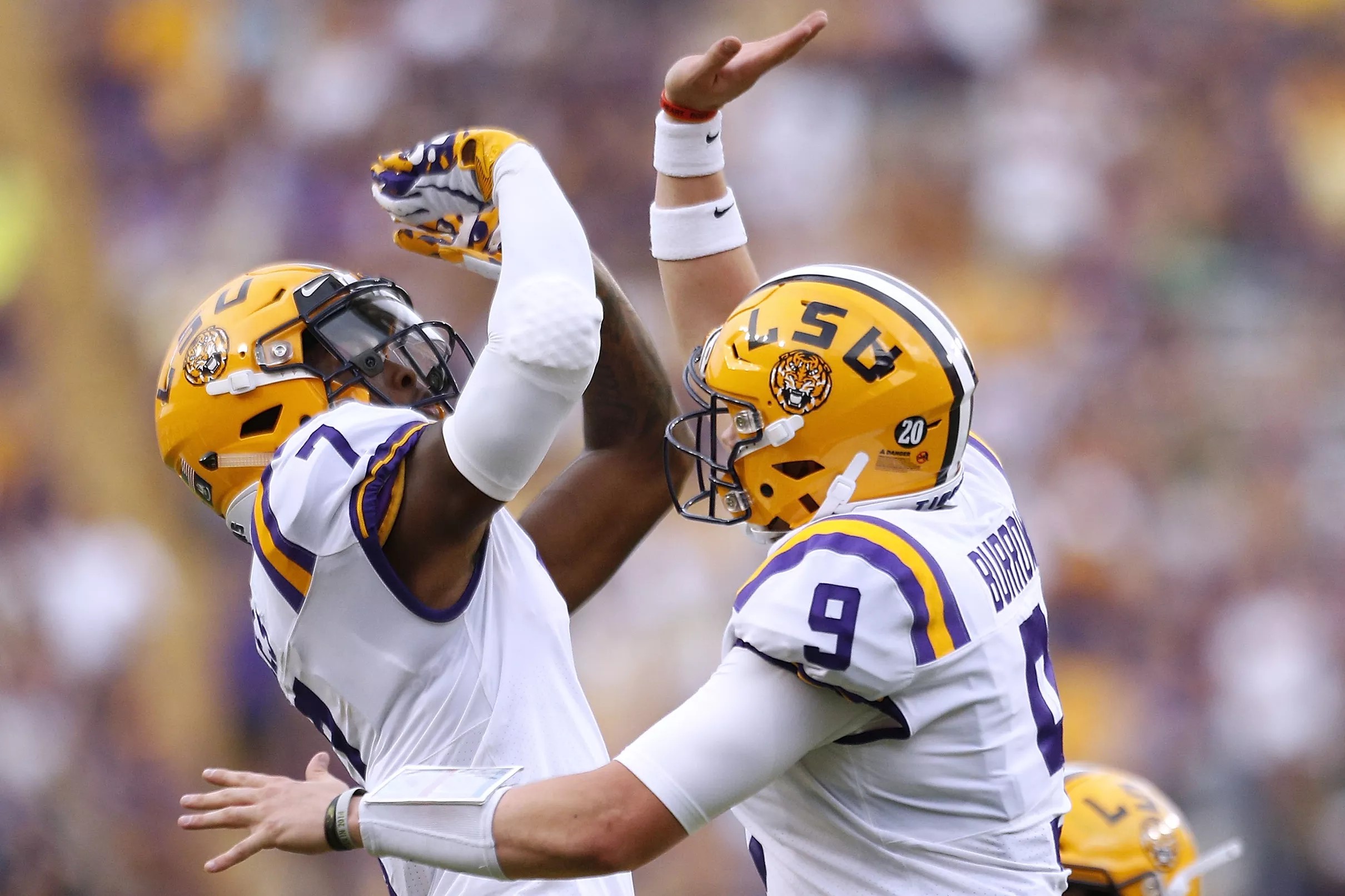 Joe Burrow Gets True Chance To Prove Himself Vs. Auburn