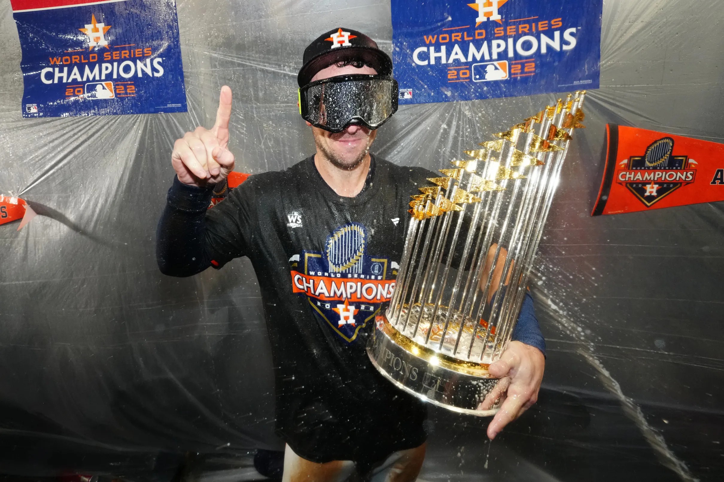 LSU Baseball on X: Alex Bregman. World Series Champion. The