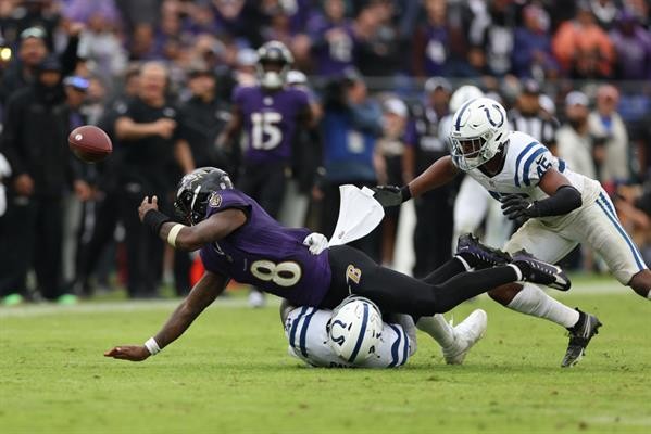 Matt Gay kicks 4 FGs over 50 yards, including OT winner, as Colts beat  Ravens 22-19