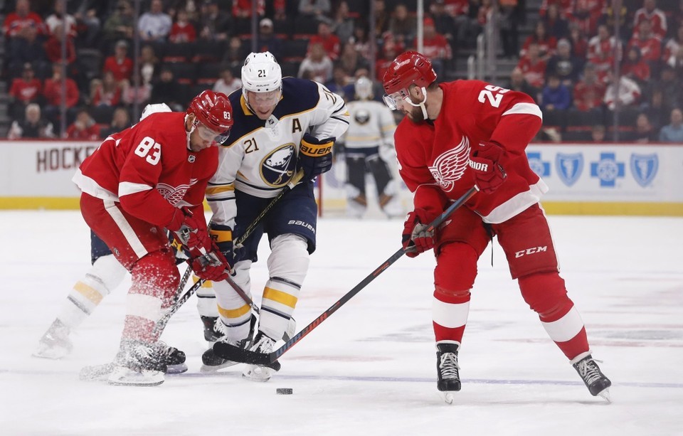 Red Wings Lose In Shootout To Sabres, Who Win Ninth In Row