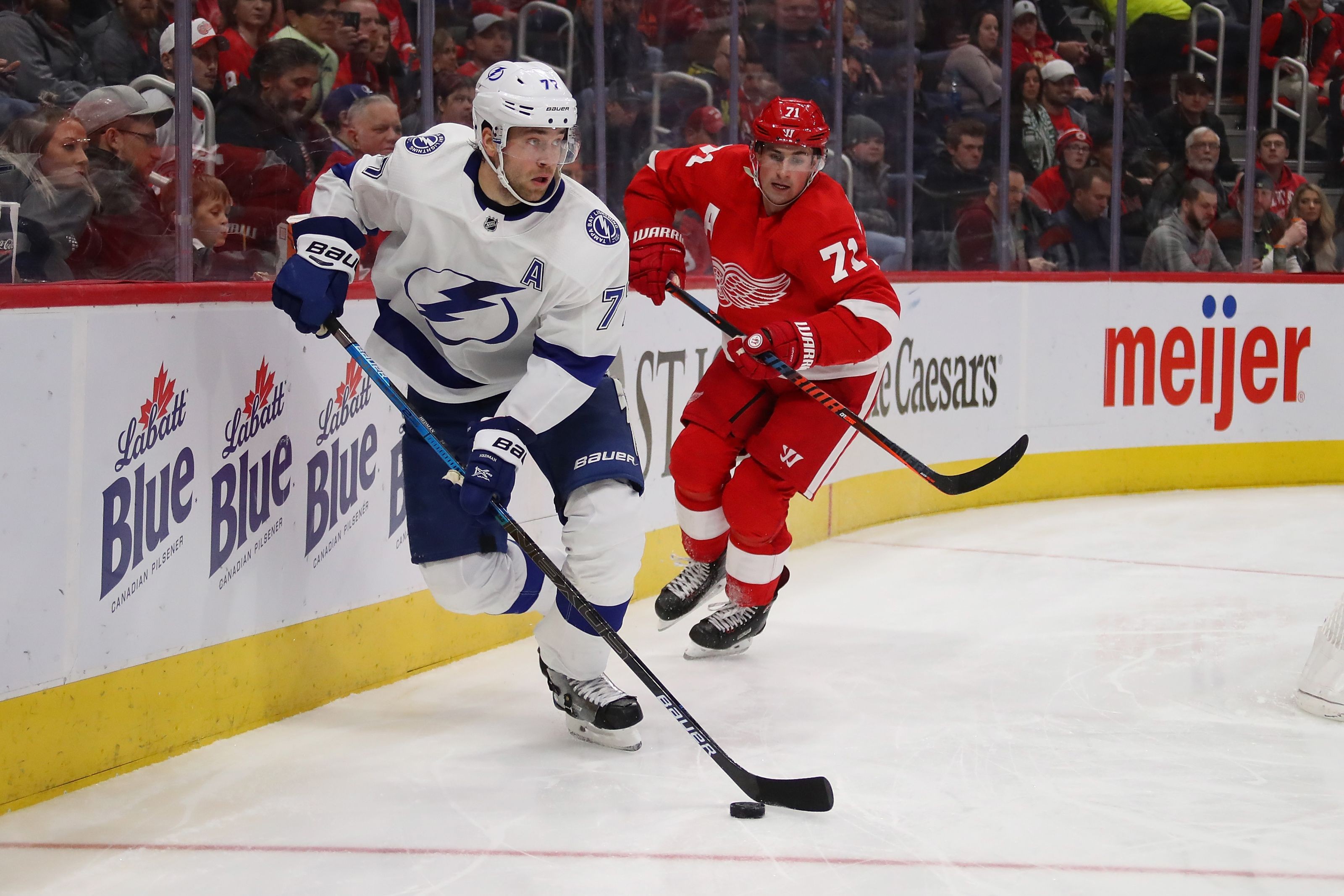 Detroit Red Wings look to avoid Lightning Strike in Tampa tonight