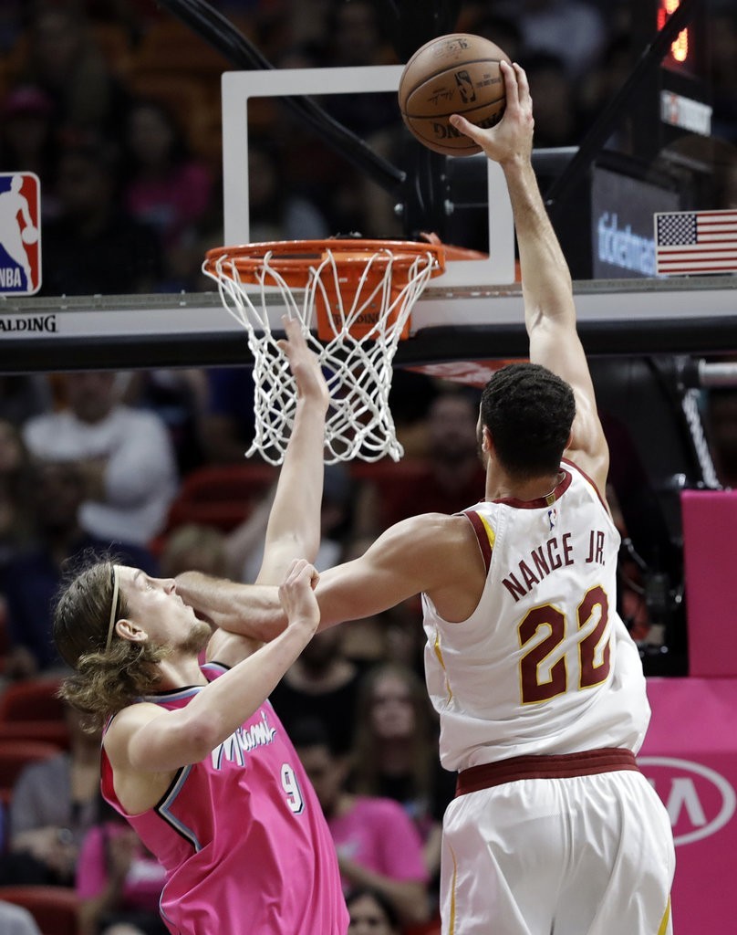 Cleveland Cavaliers Flummoxed By Miami Heat Zone In 118-94 Loss: Chris ...