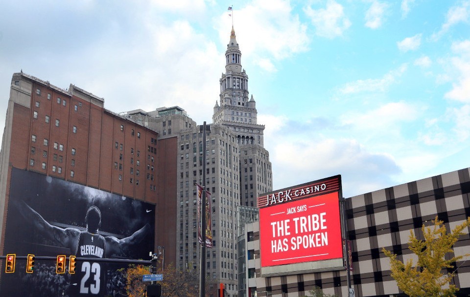 Watch: LeBron James banner is being removed from Sherwin Williams