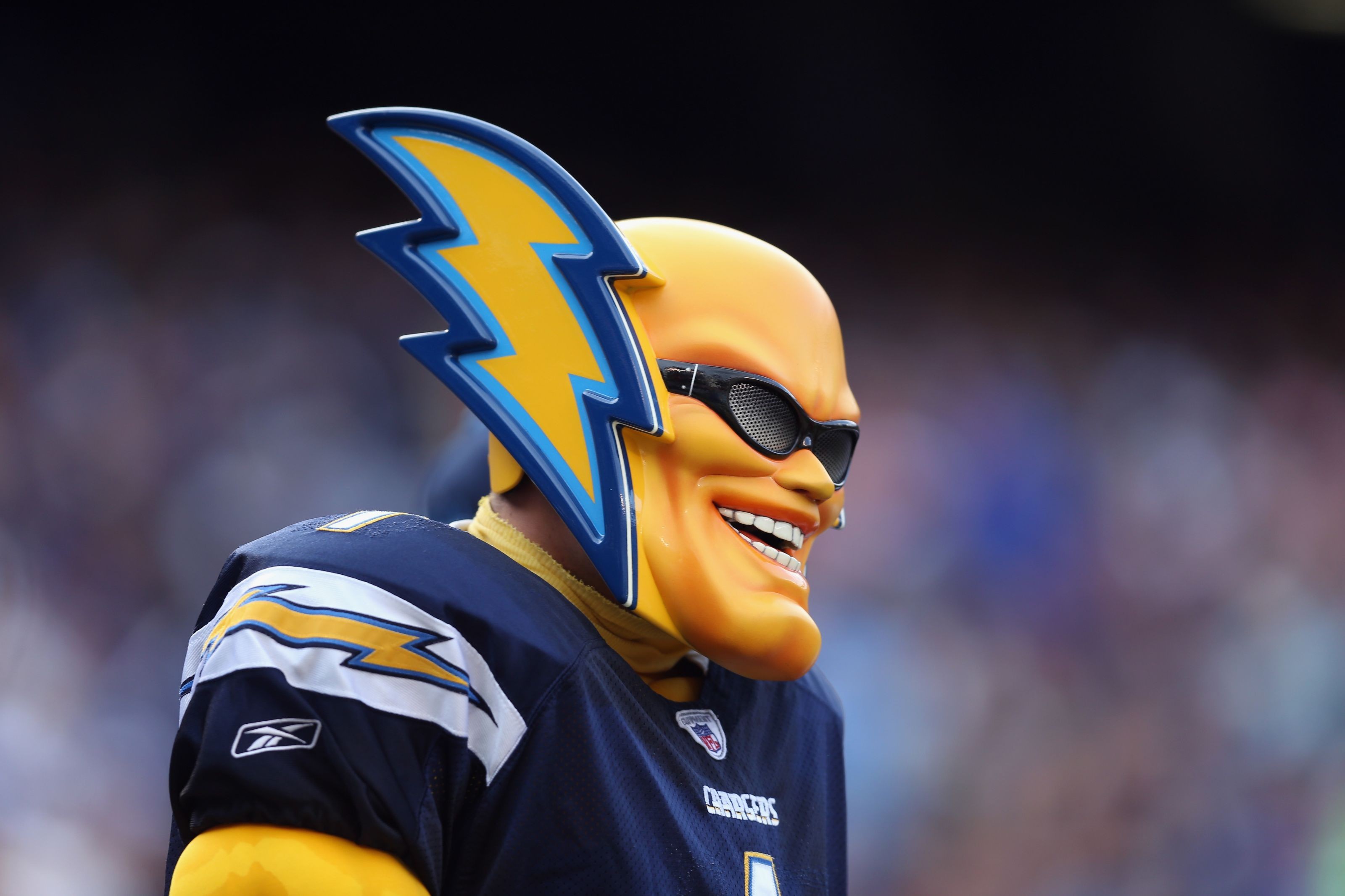 Los Angeles Chargers, change your name to California Chargers