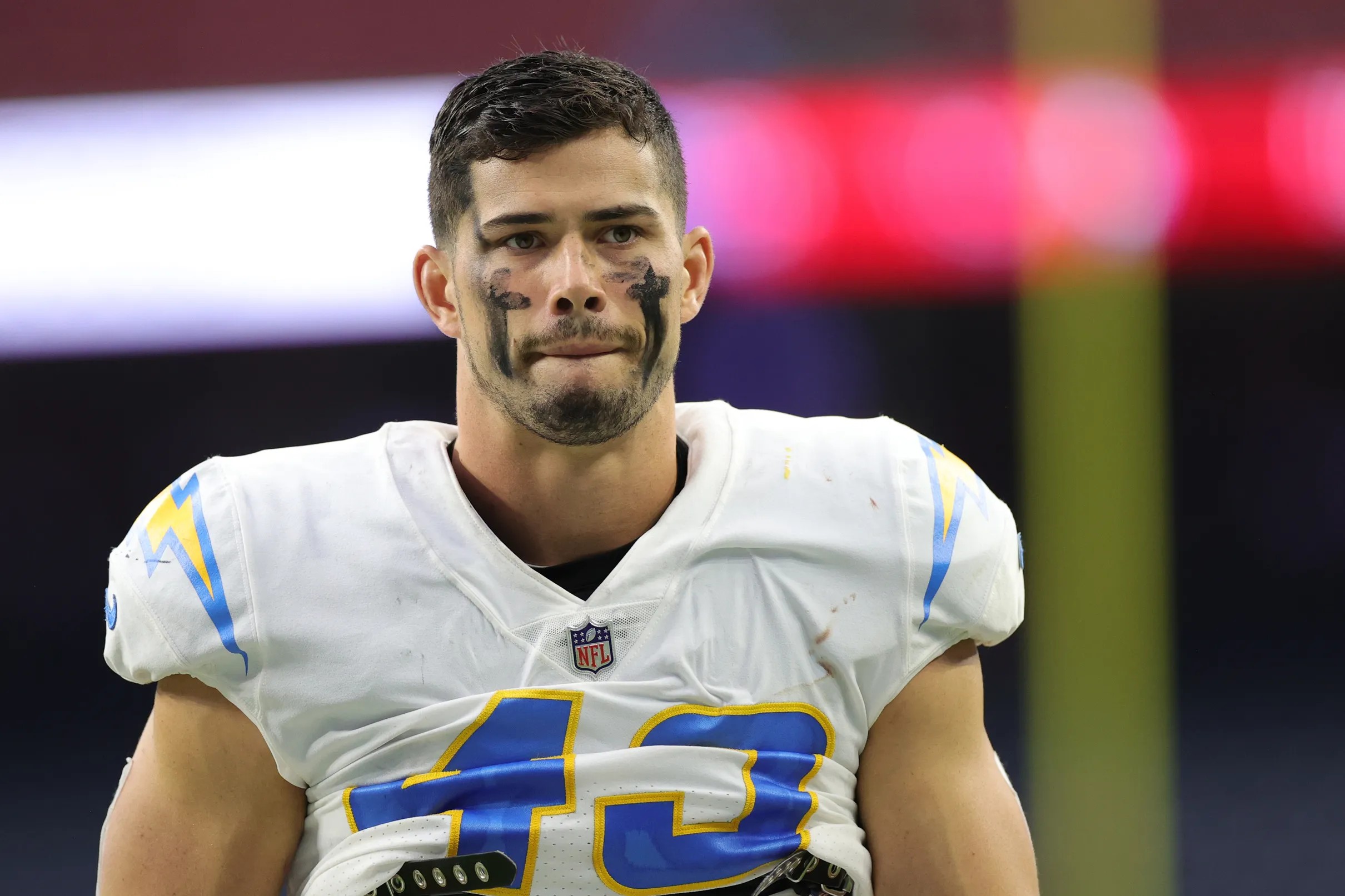 Chargers Week 17 Inactives: Drue Tranquill is out against the Broncos