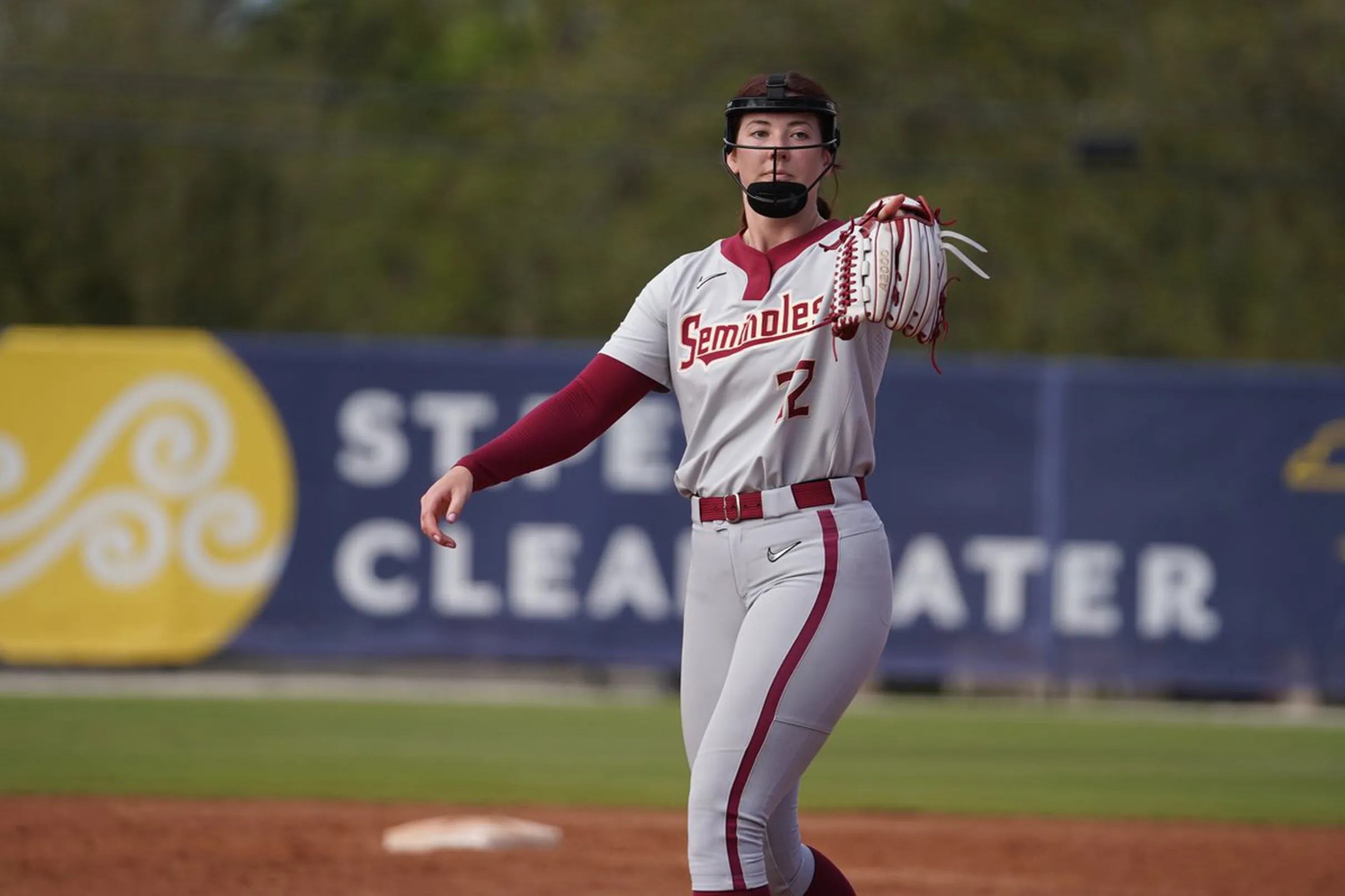 No. 6 FSU Softball takes games from Lamar & Troy on final day of