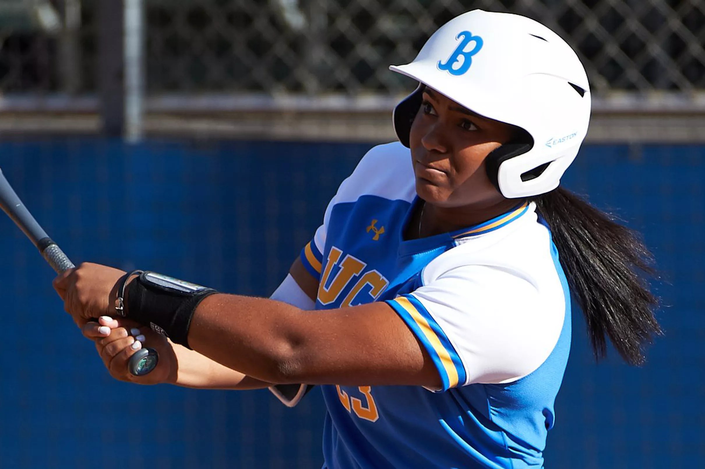 UCLA Softball Bruins Use 4Run Sixth To Top Sun Devils, 51