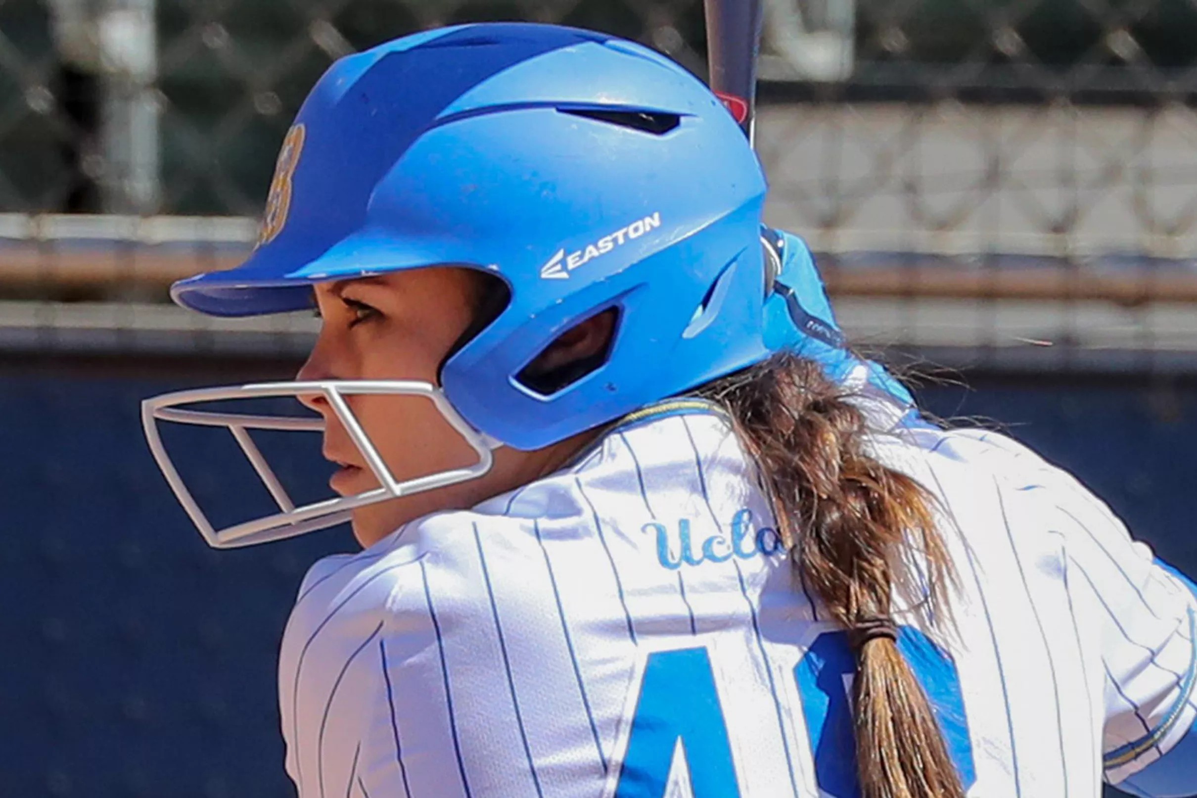 UCLA Softball Tops Stanford 74; Rubber Game Today
