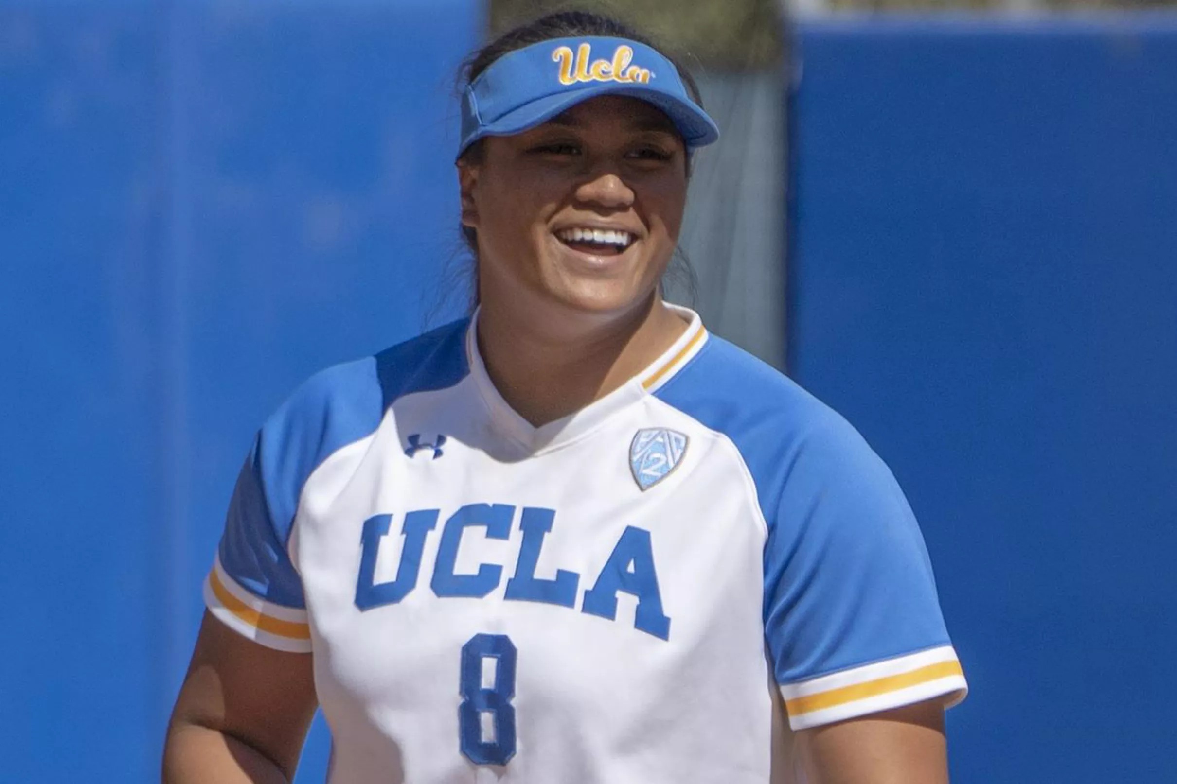 UCLA Softball Meets Arizona in Game 5 of the Women’s College World Series