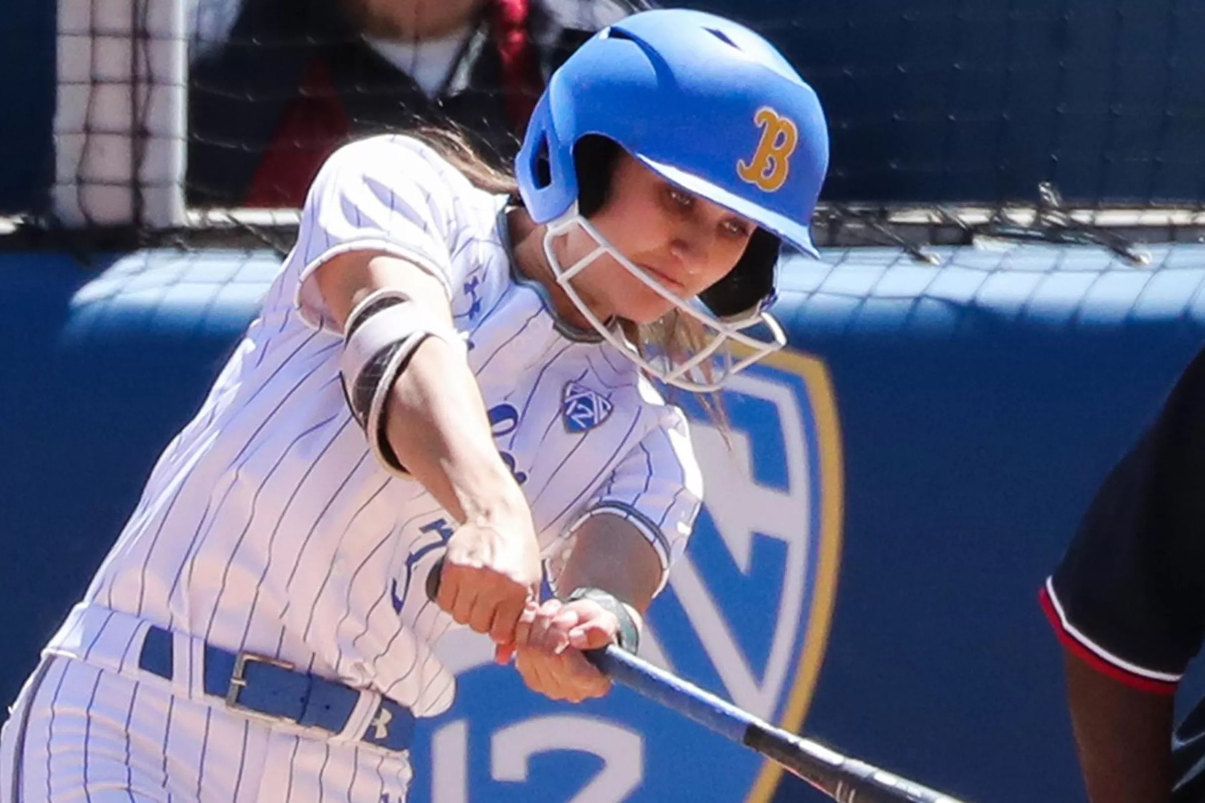 1 UCLA Softball Starts Pac12 Play with a Visit to 5 Washington