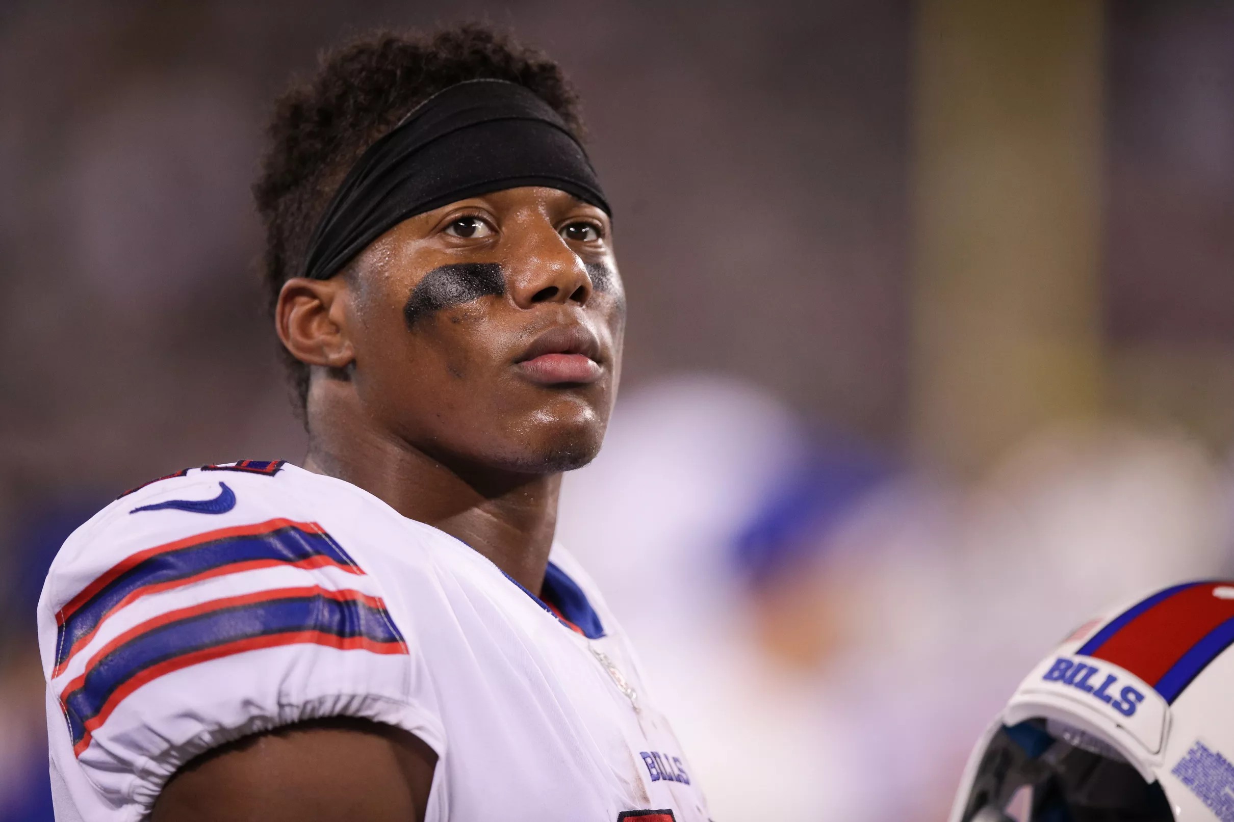 Reflecting on Buffalo Bills WR Zay Jones' uninspiring rookie season.
