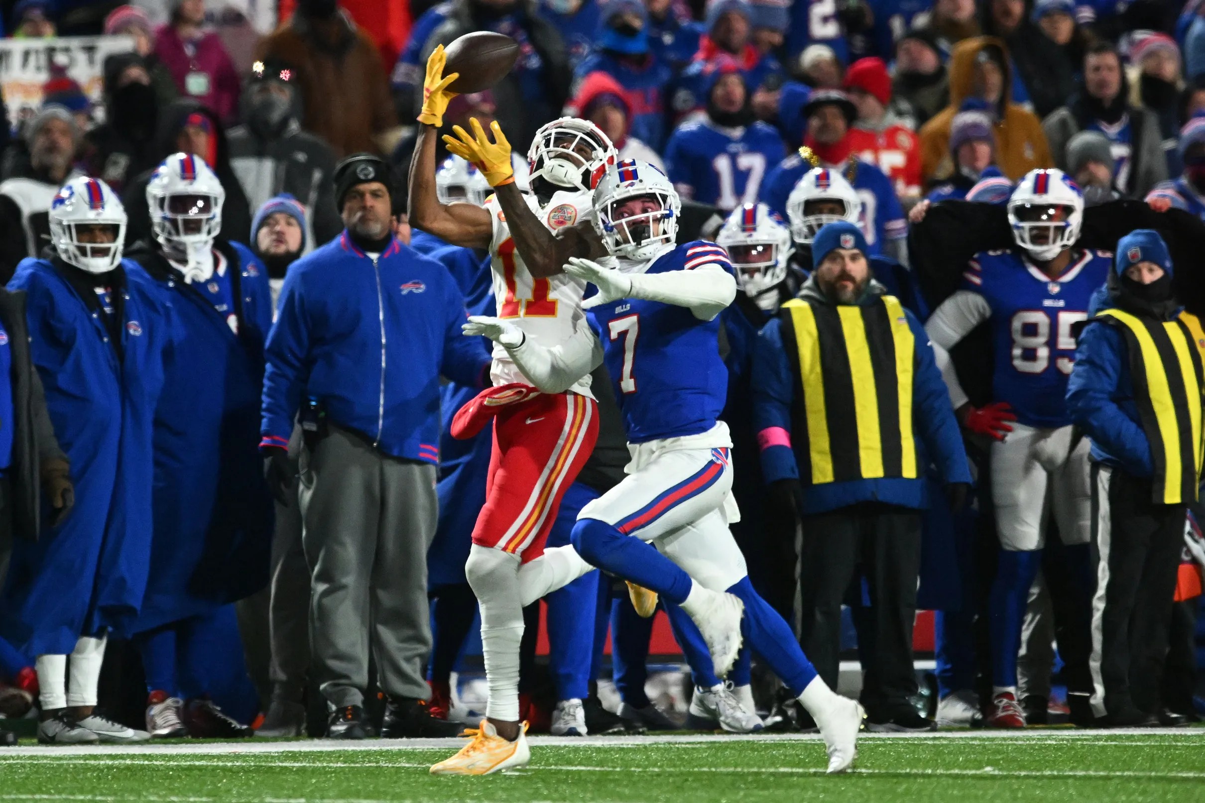 Marquez ValdesScantling’s incentiveladen Buffalo Bills contract