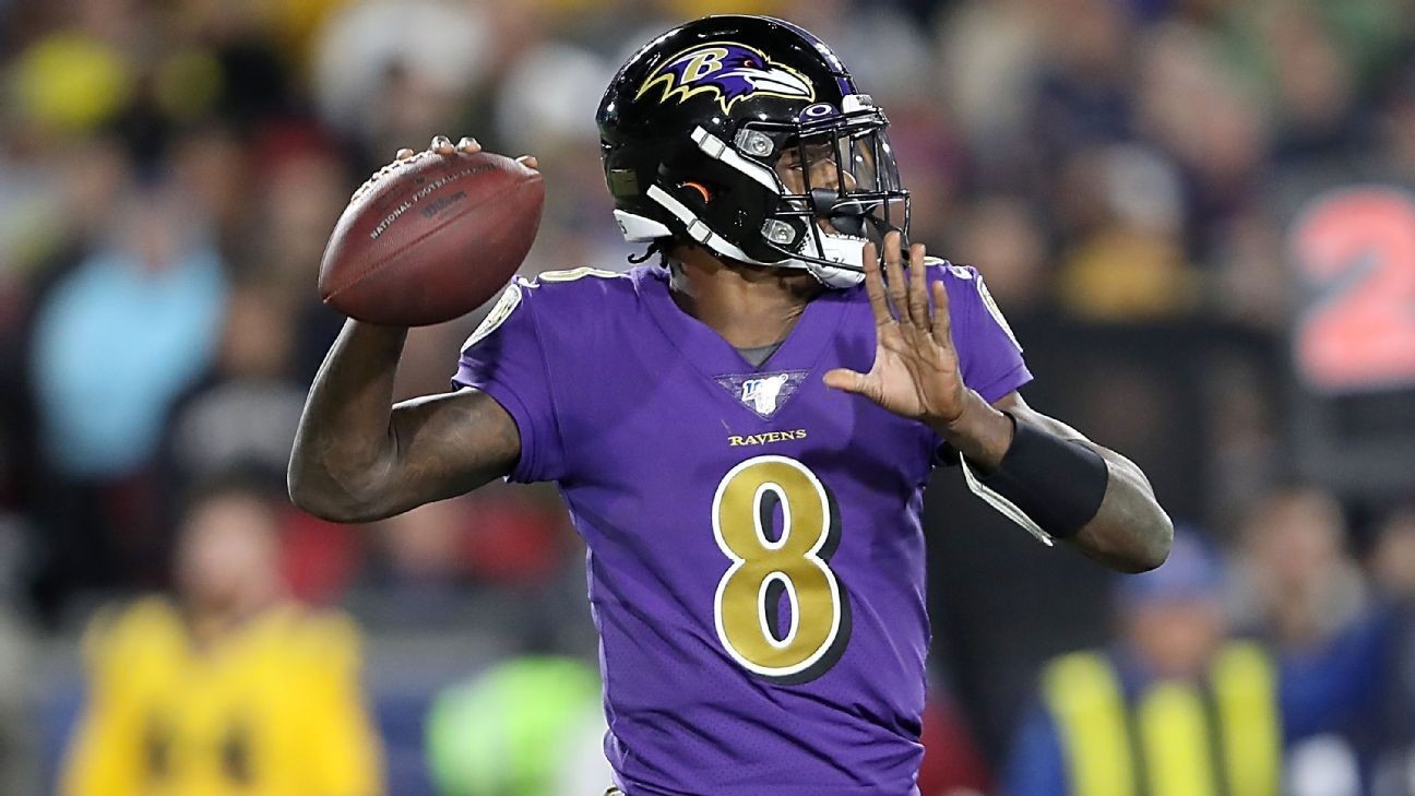 Lamar Jackson throws 5 TDs, rushes for 95 yards in 456 rout vs. Rams
