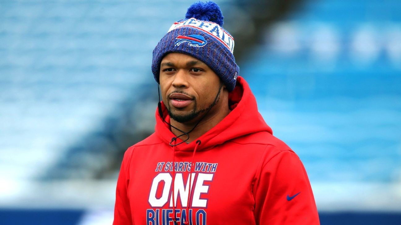 Why Bills' Lorenzo Alexander embraces the Buffalo winter