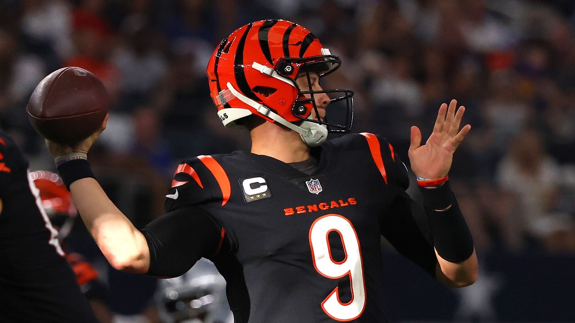 joe-burrow-not-immune-from-bengals-early-offensive-struggles