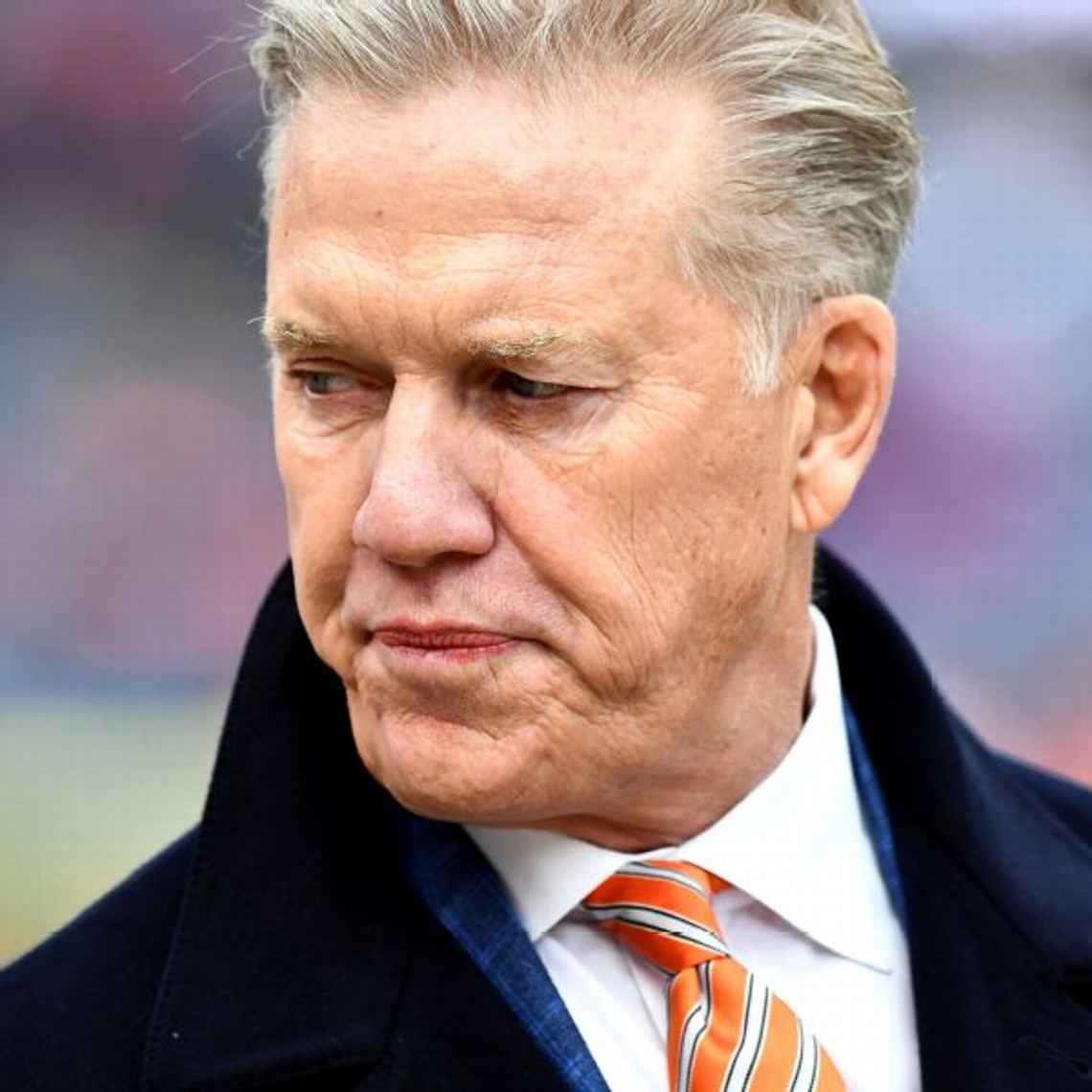 John Elway, at a crossroads, needs answers for Broncos' future