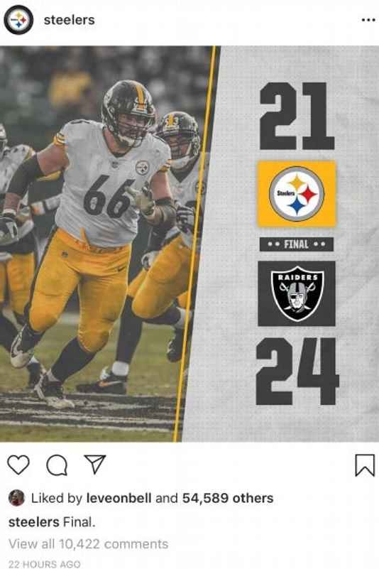 Le'Veon Bell 'likes' Instagram post showing Steelers-Raiders final score