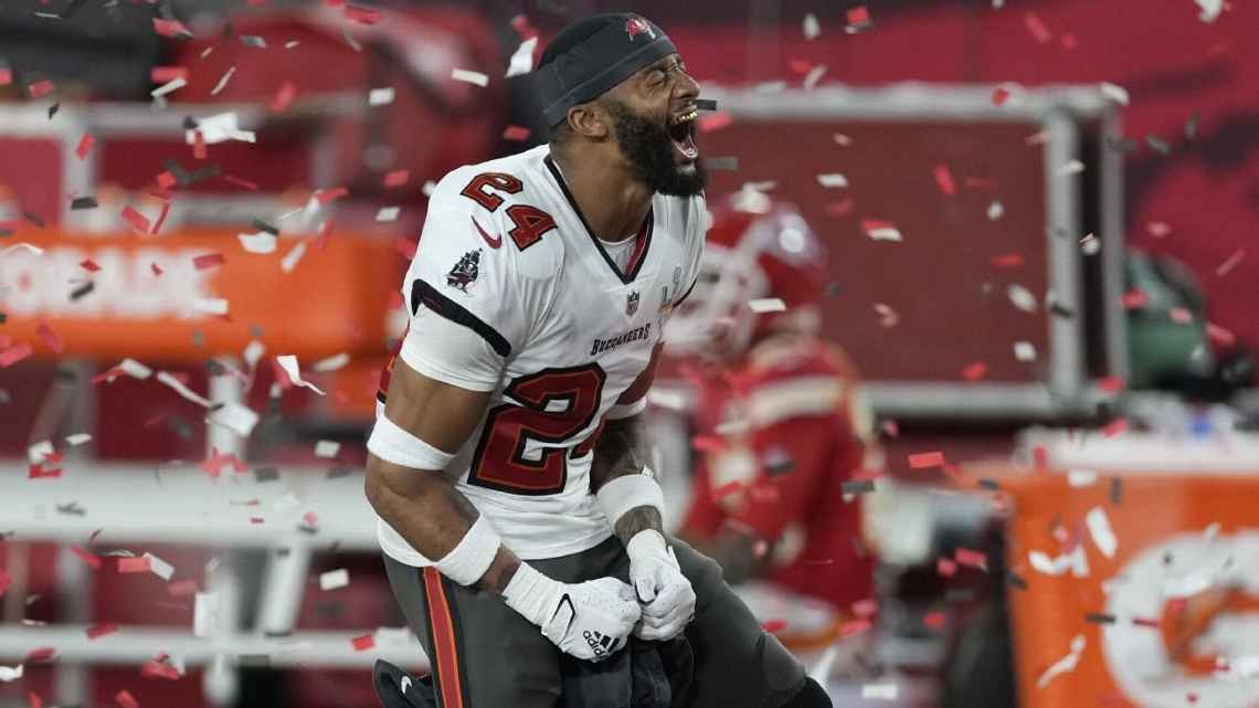 Tampa Bay Buccaneers' NFL free-agent signings 2022: Bucs add WR