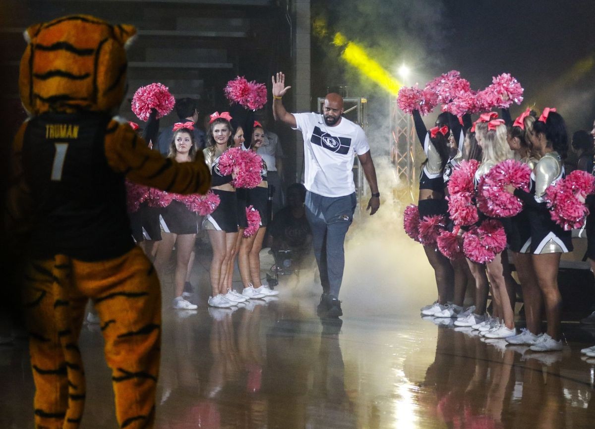 Mizzou sells out of basketball season tickets