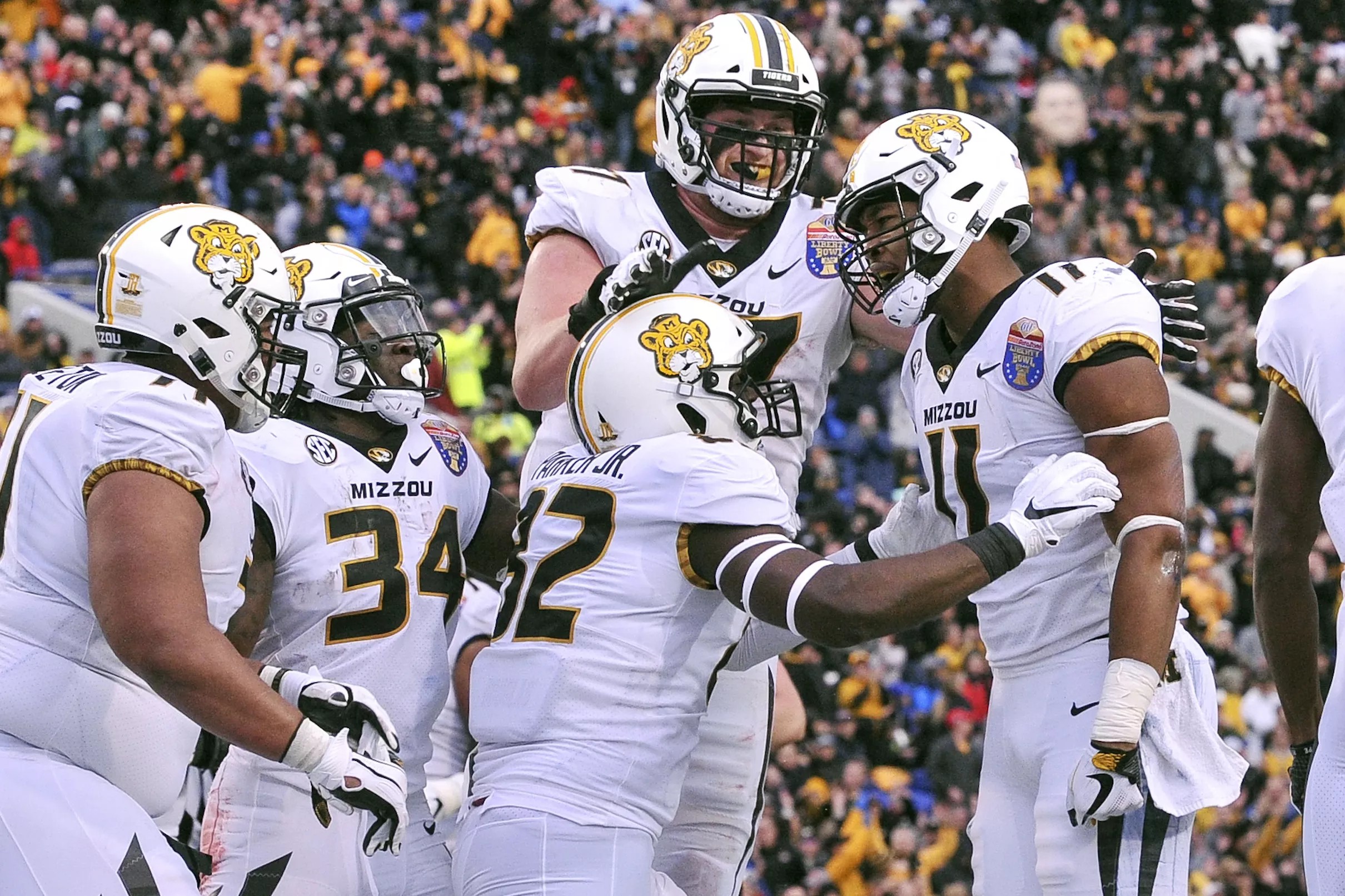 mizzou-football-a-lot-of-tigers-and-touchdowns-in-1st-half