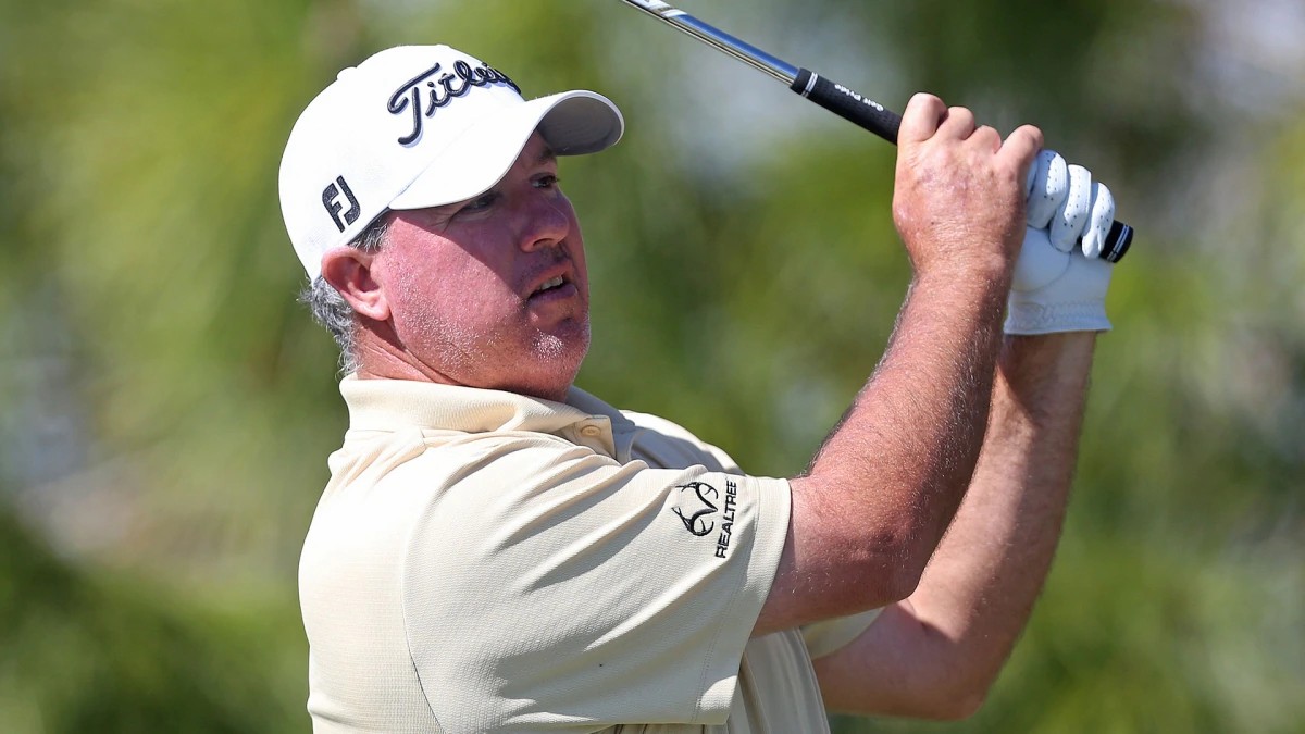 Boo is back: Weekley overcomes injury, cancer