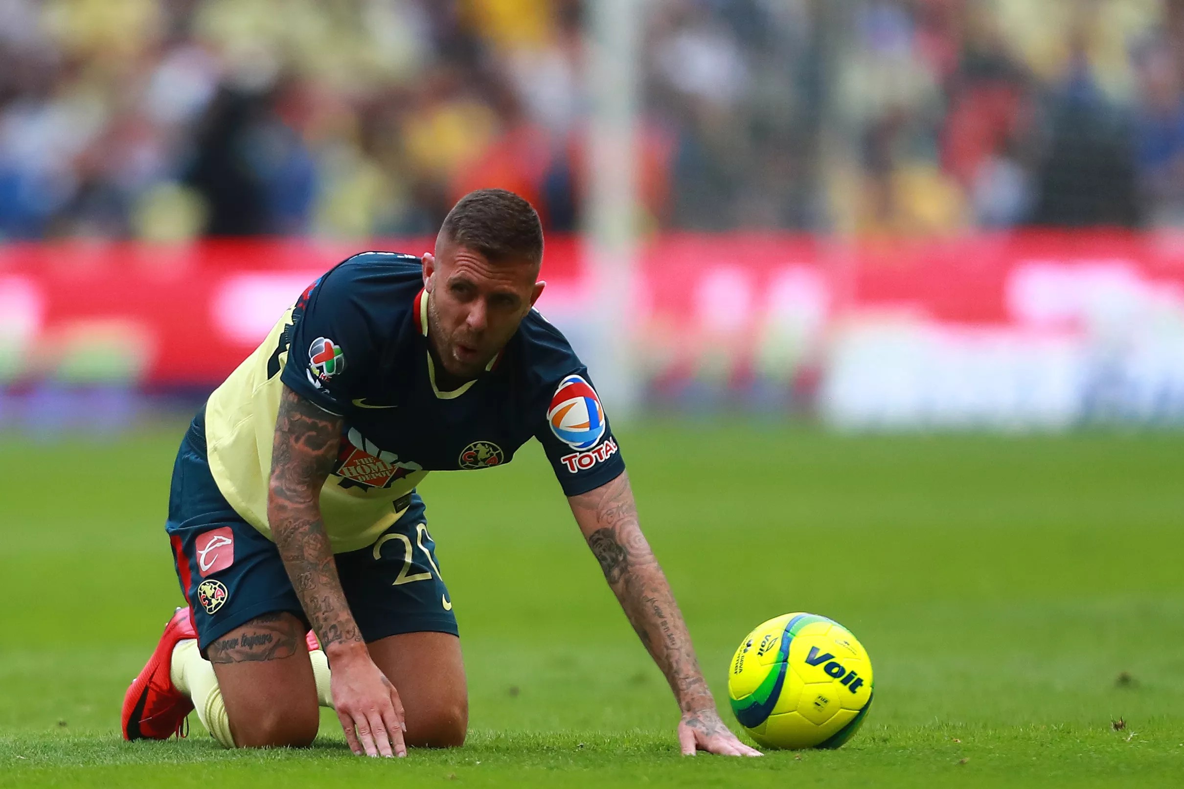 Club America’s Jeremy Menez out for the season after suffering torn ACL.