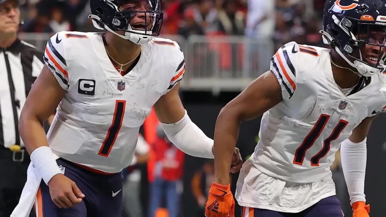 Bears fall to Falcons 27-24 as Justin Fields throws interception in final  minutes - Chicago Sun-Times