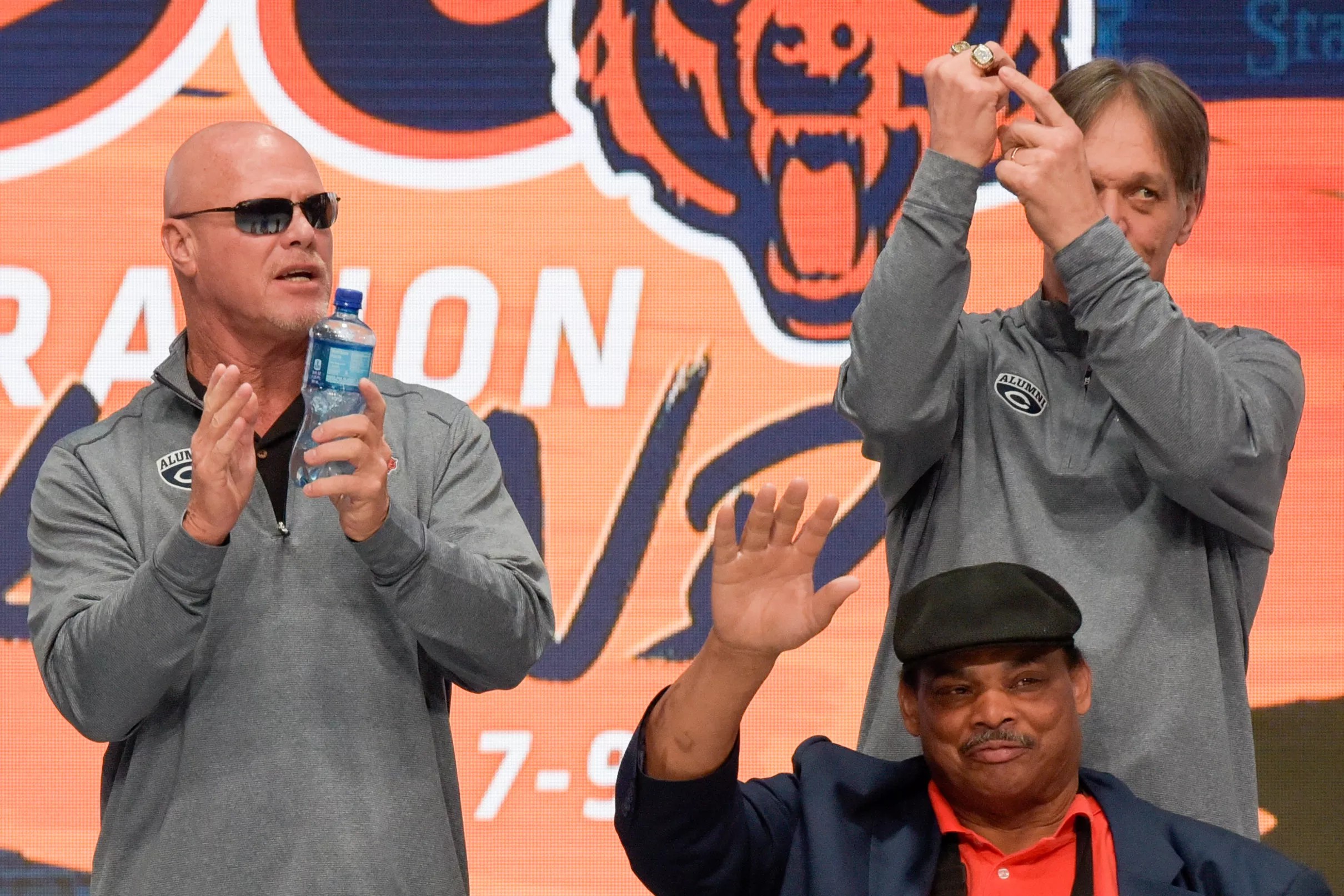 The 85 Bears Roster - 2xhsh7z
