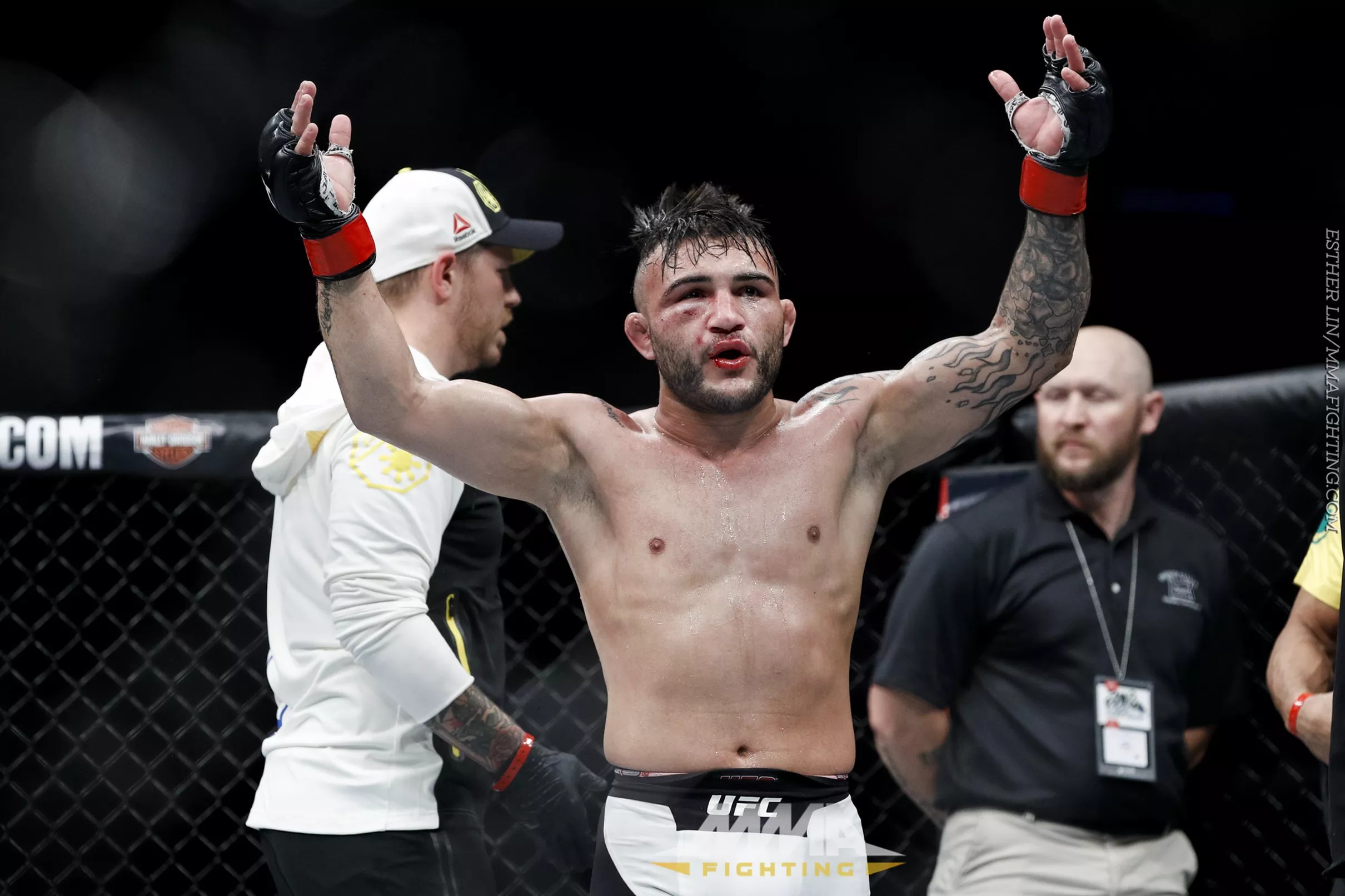 John Lineker announces ONE Championship debut against Muin Gafurov 