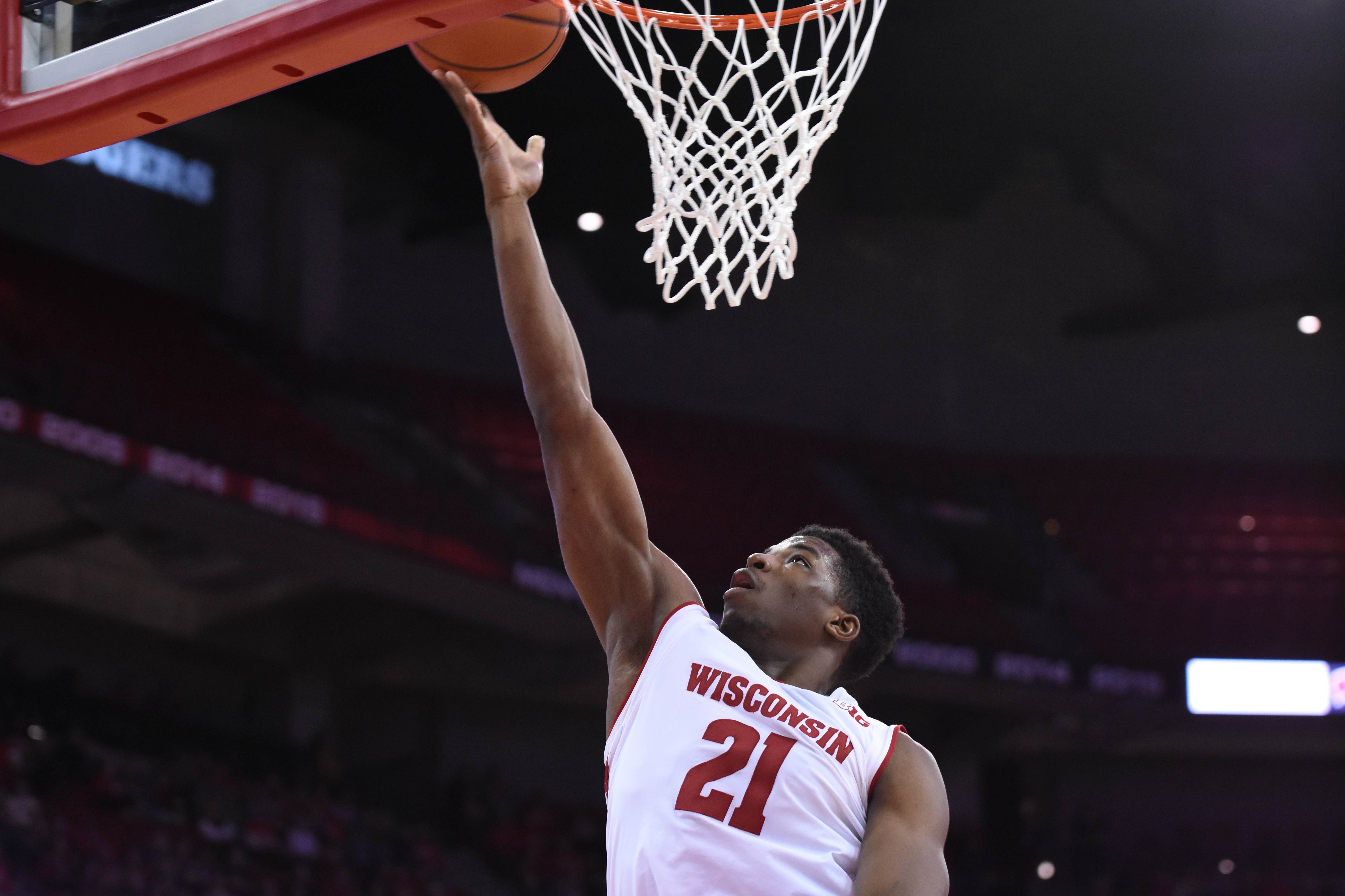 Men’s Basketball Wisconsin walks away empty handed from