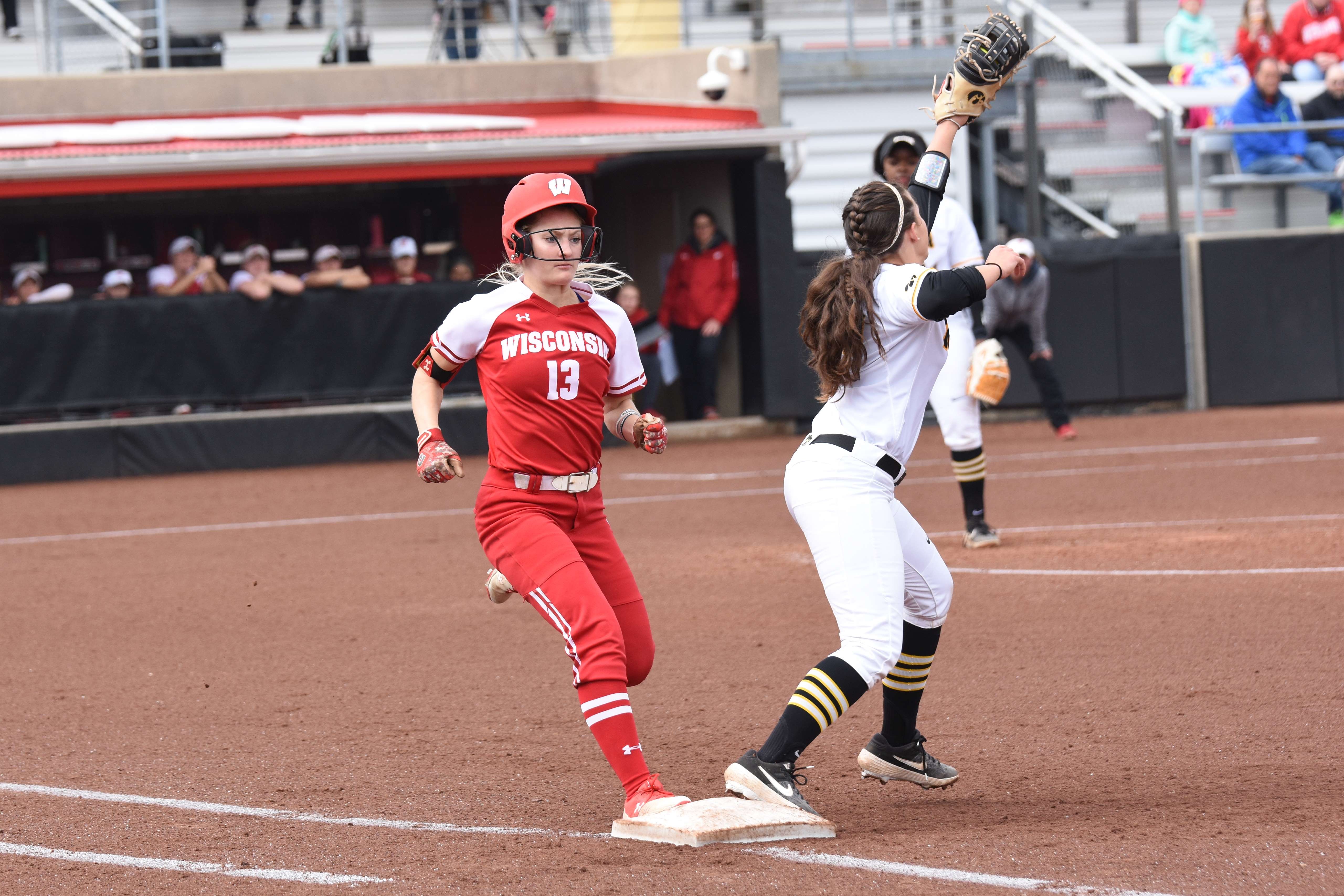 Softball Young Badger core look to leave lasting impact on Wisconsin