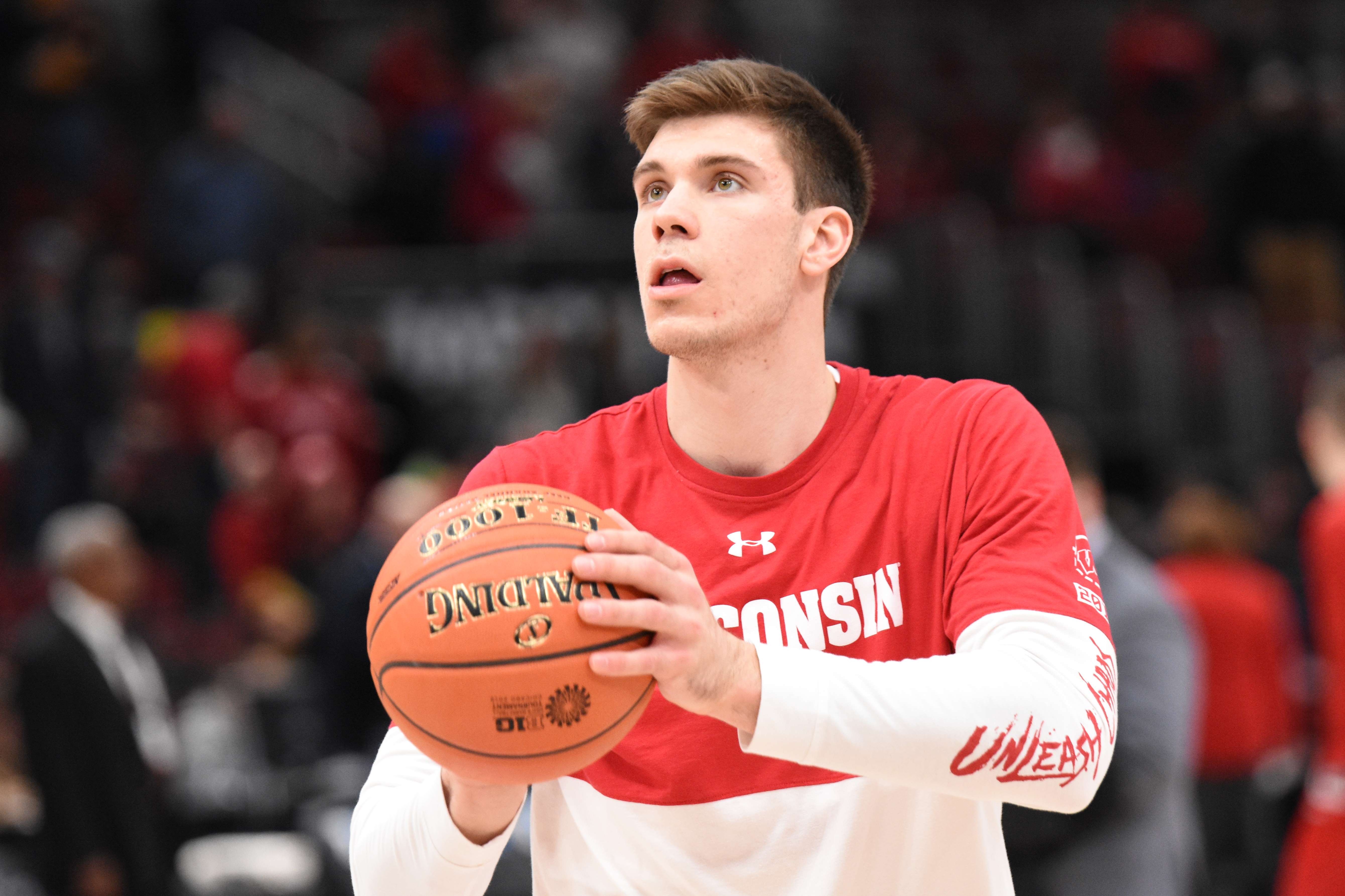 Men’s basketball Ethan Happ earns secondteam All