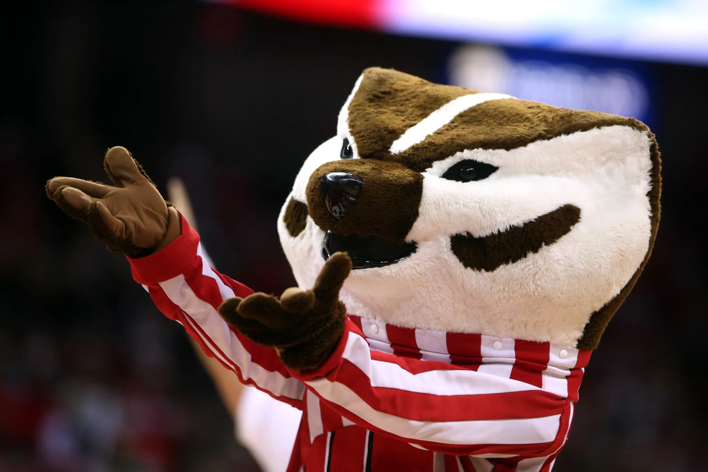 Wisconsin basketball recruiting UW offers 2024 forward Jesse McCulloch