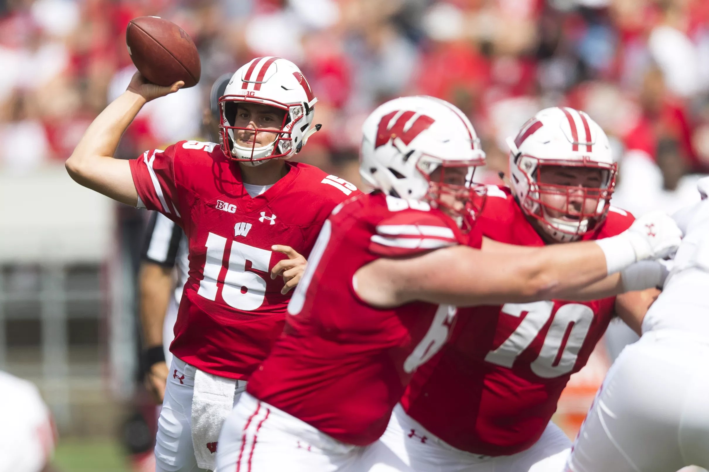 what-position-groups-have-our-attention-during-wisconsin-spring-practices