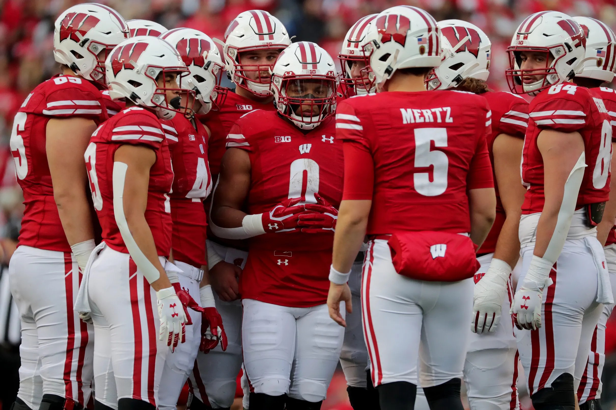 Wisconsin football: Badgers ranked No. 20 in first Coaches Poll of 2022