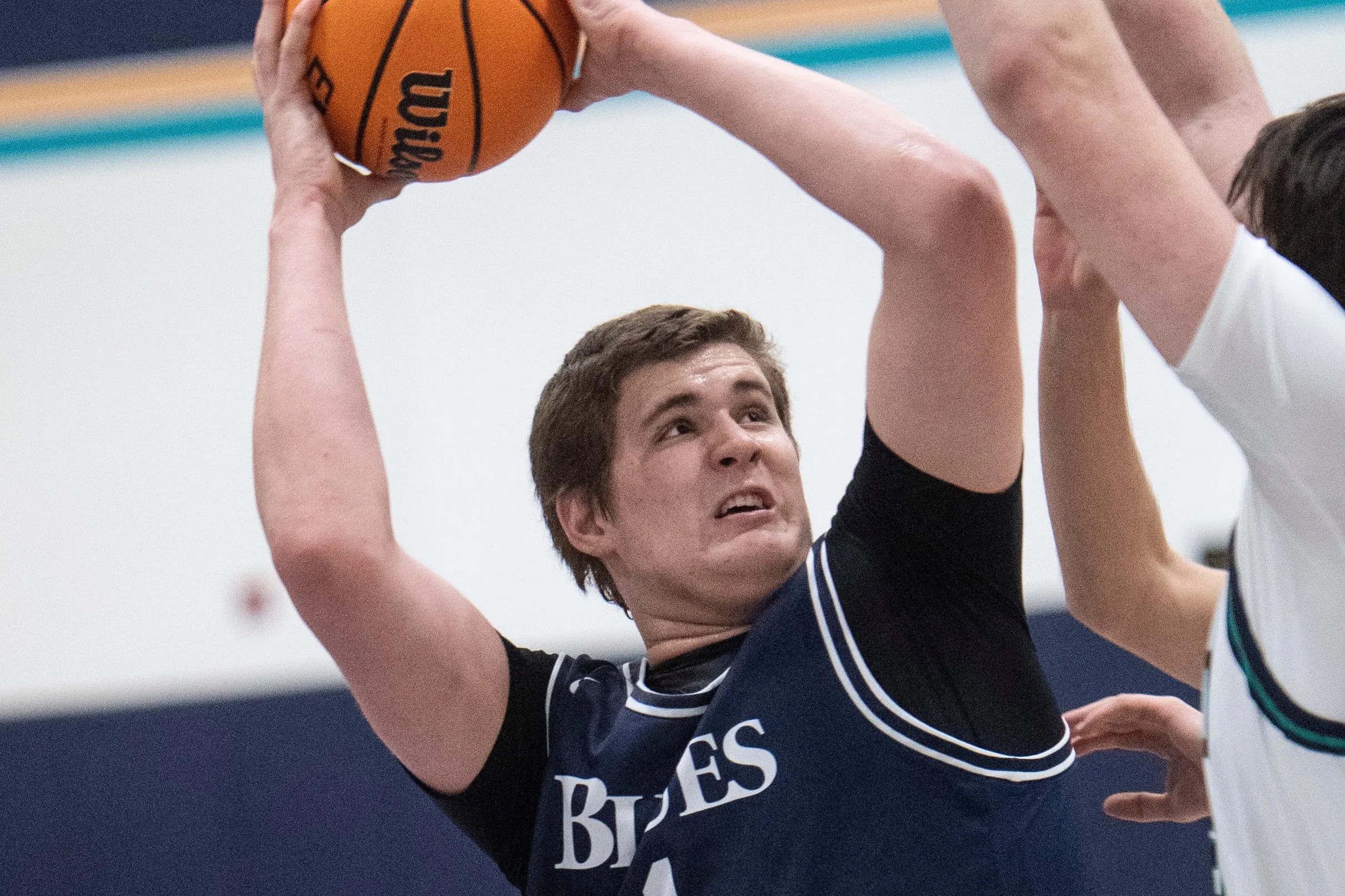 Wisconsin basketball recruiting 2023 4star big man Gus Yalden is on