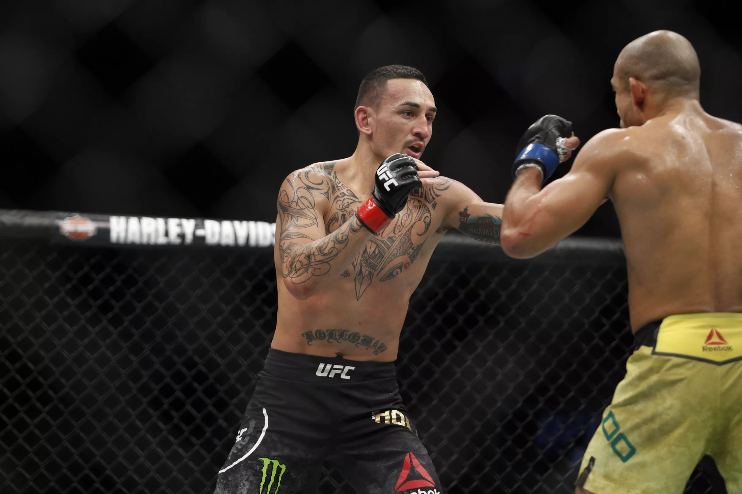max holloway muhammad ali