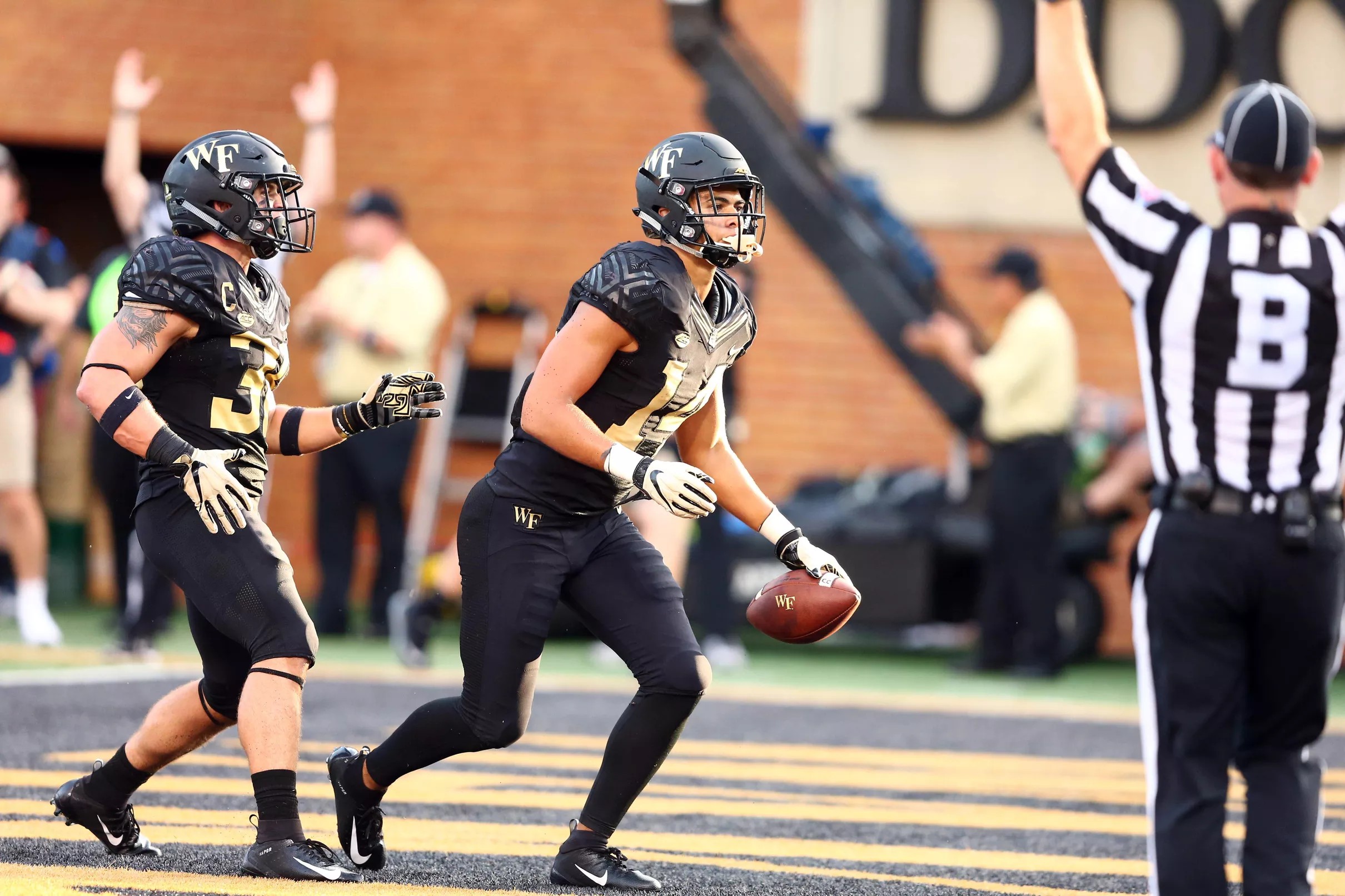 Dominate Your Wake Forest Application: The Sdn Advantage - qzbsi99