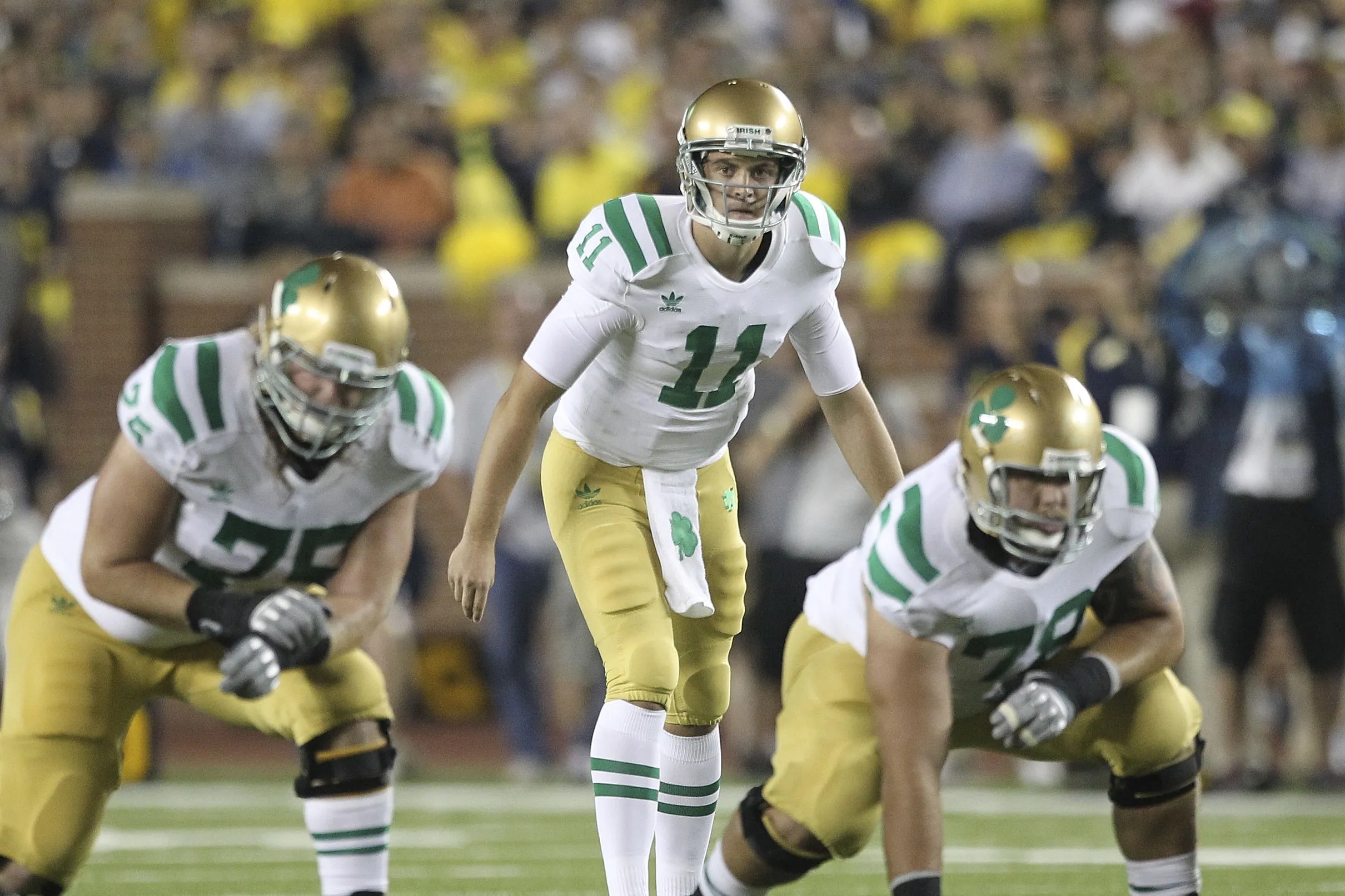 five-old-notre-dame-football-photos-for-a-friday-hey-tommy