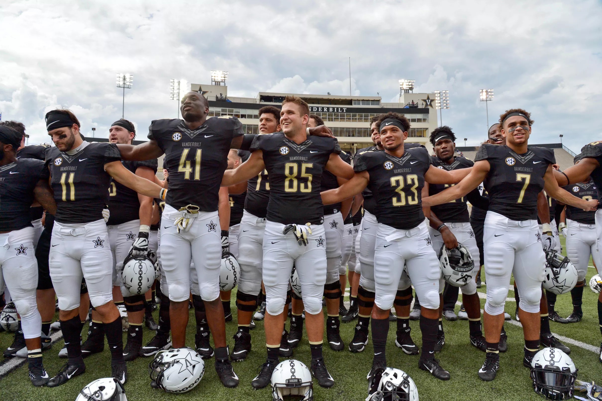 Notre Dame Football Vanderbilt Commodores Q A With Anchor Of Gold notre-dame-football-vanderbilt-commodores-q-a-with-anchor-of-gold