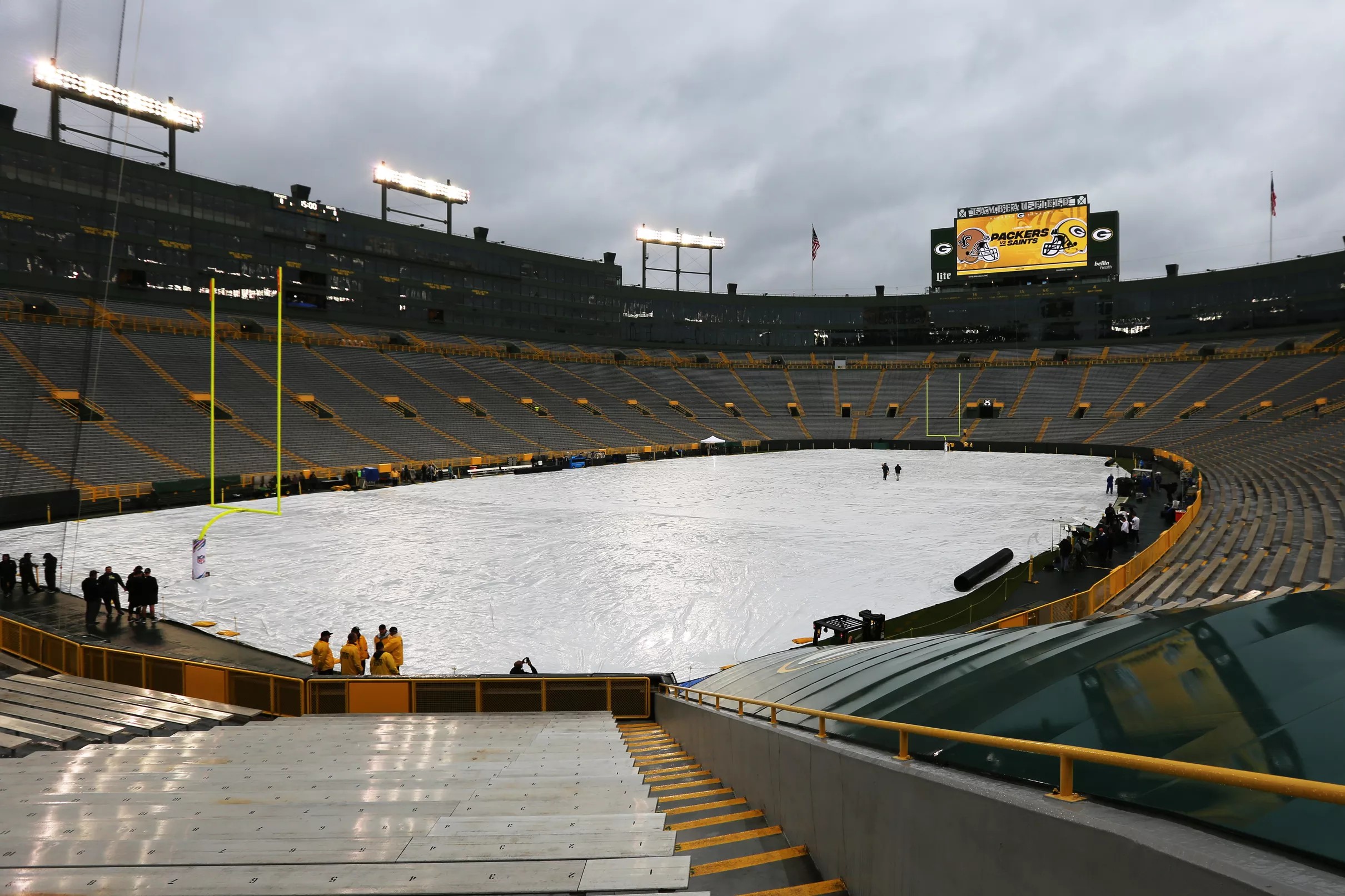 notre-dame-s-shamrock-series-game-against-wisconsin-at-lambeau-field