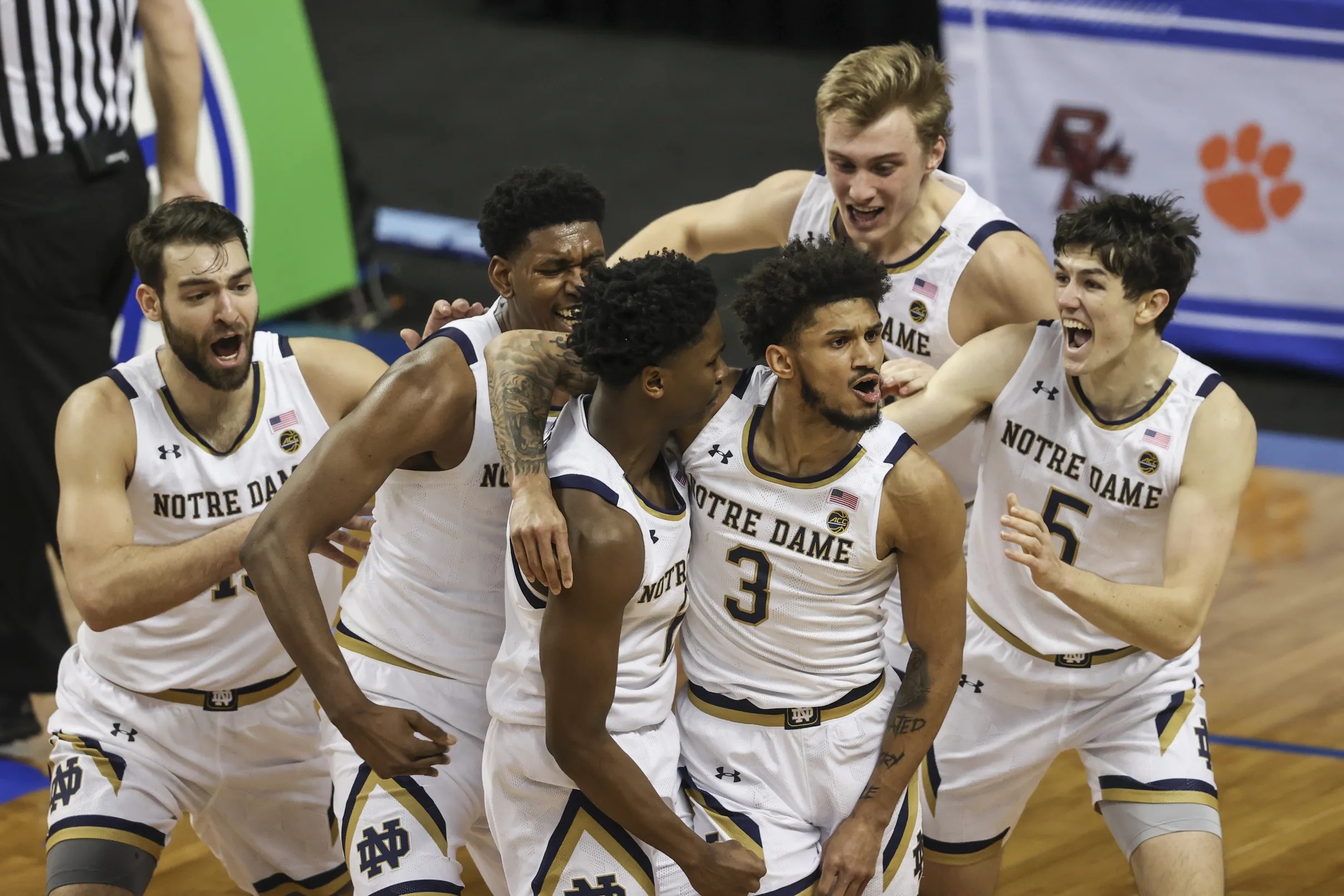 Notre Dame Men’s Basketball Roster Preview & Exhibition Games/Season