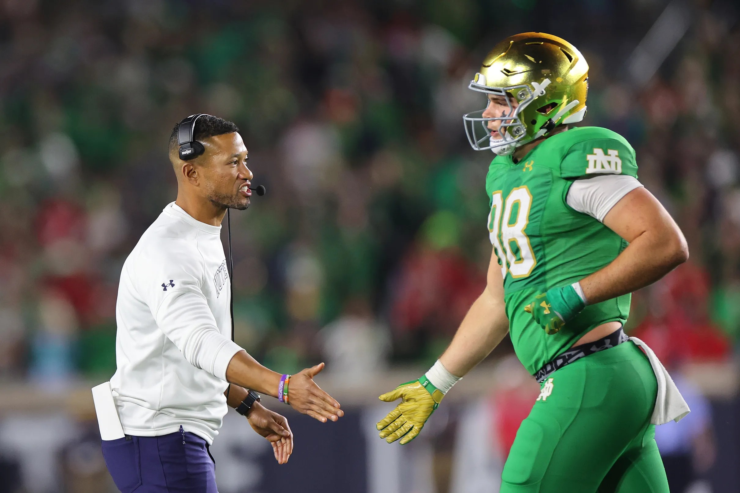 Notre Dame Fighting Irish Vs Usc Trojans Staff Picks