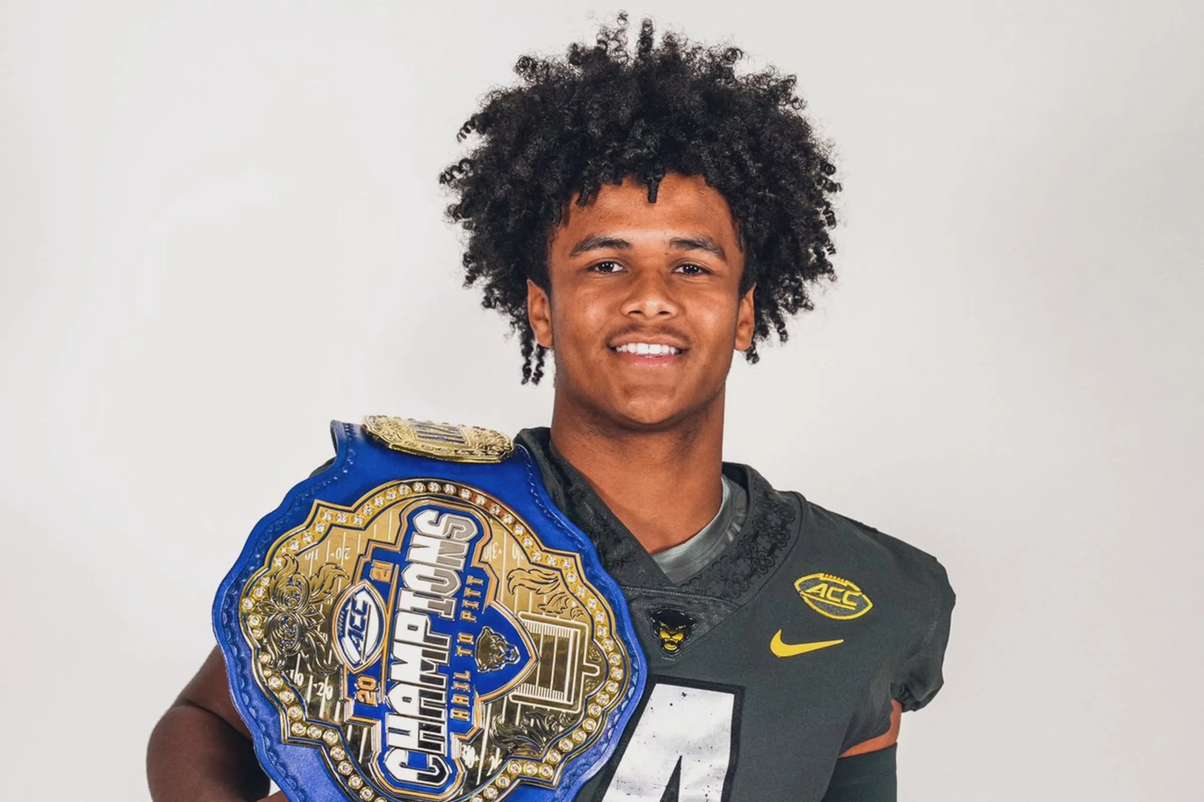 Notre Dame Football Recruiting 4 Star QB Kenny Minchey Predicted To 